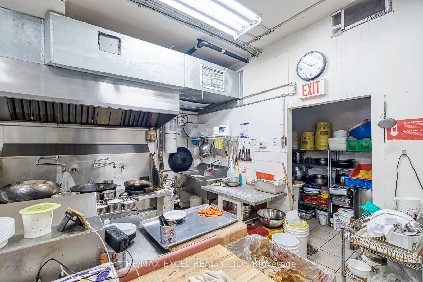 213 The Queensway Road S, #9