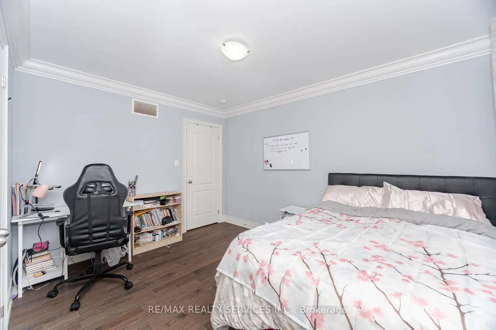 132 Meadow Vista Crescent