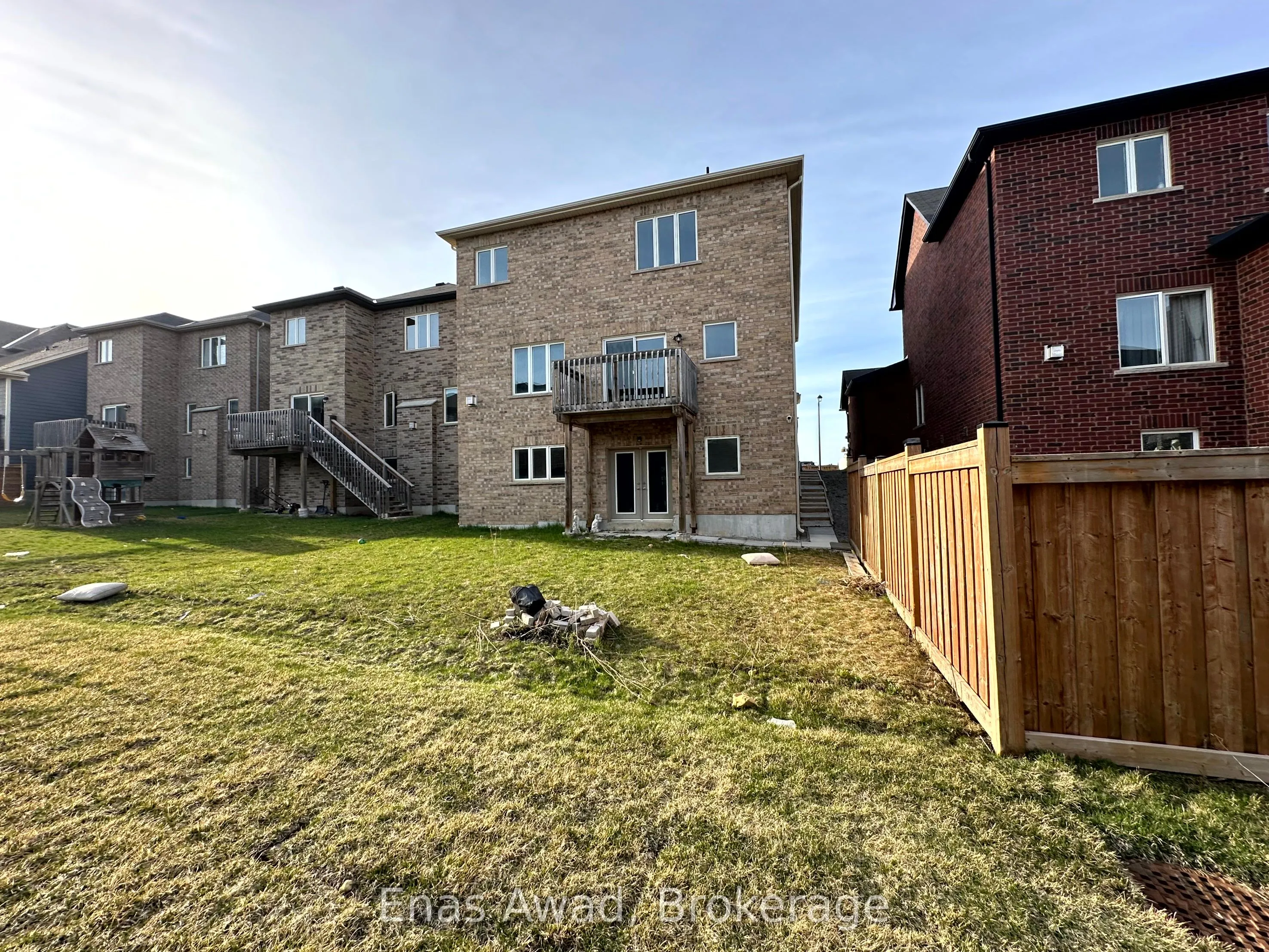 1461 Lormel Gate Avenue