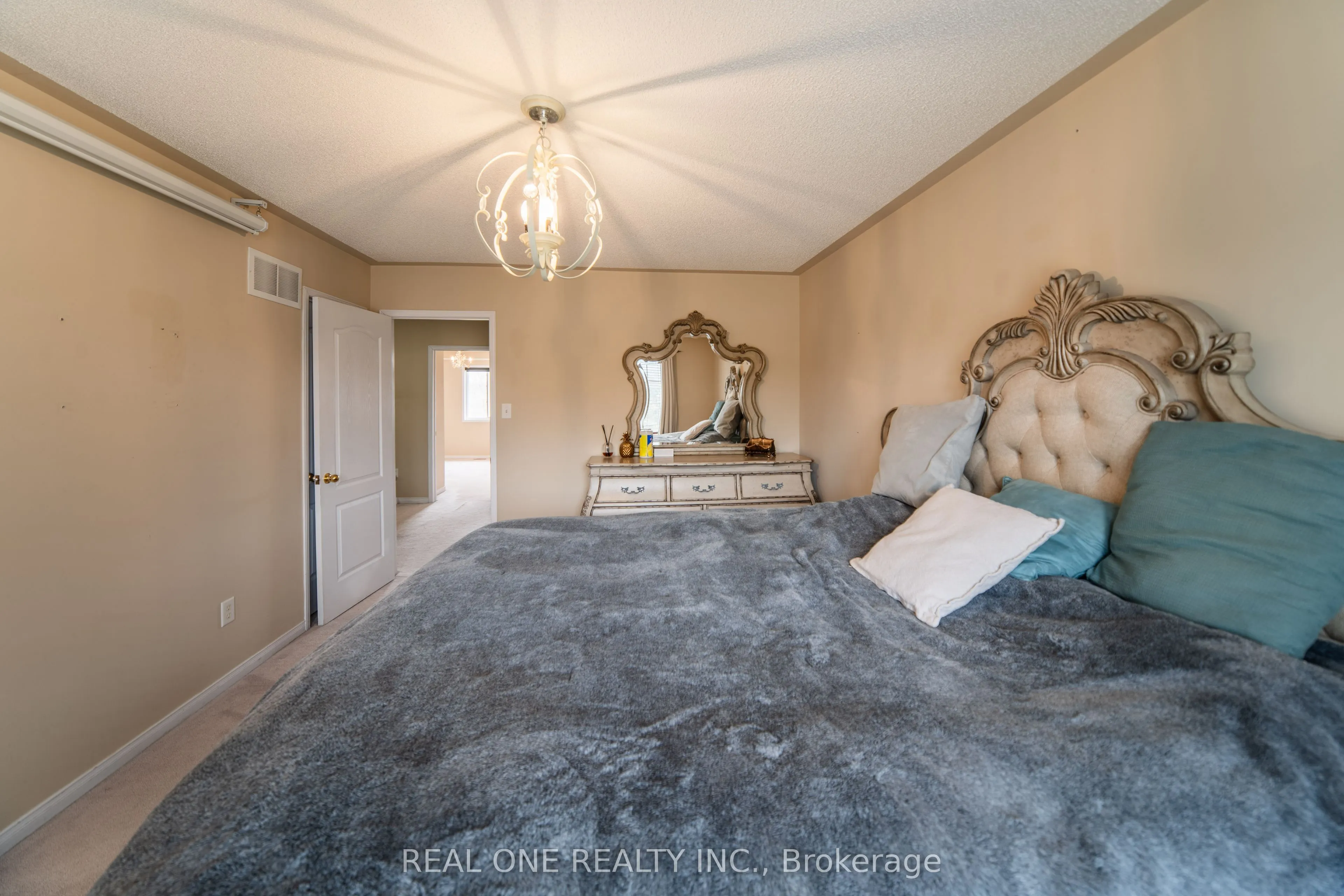 499 Jim Barber Court