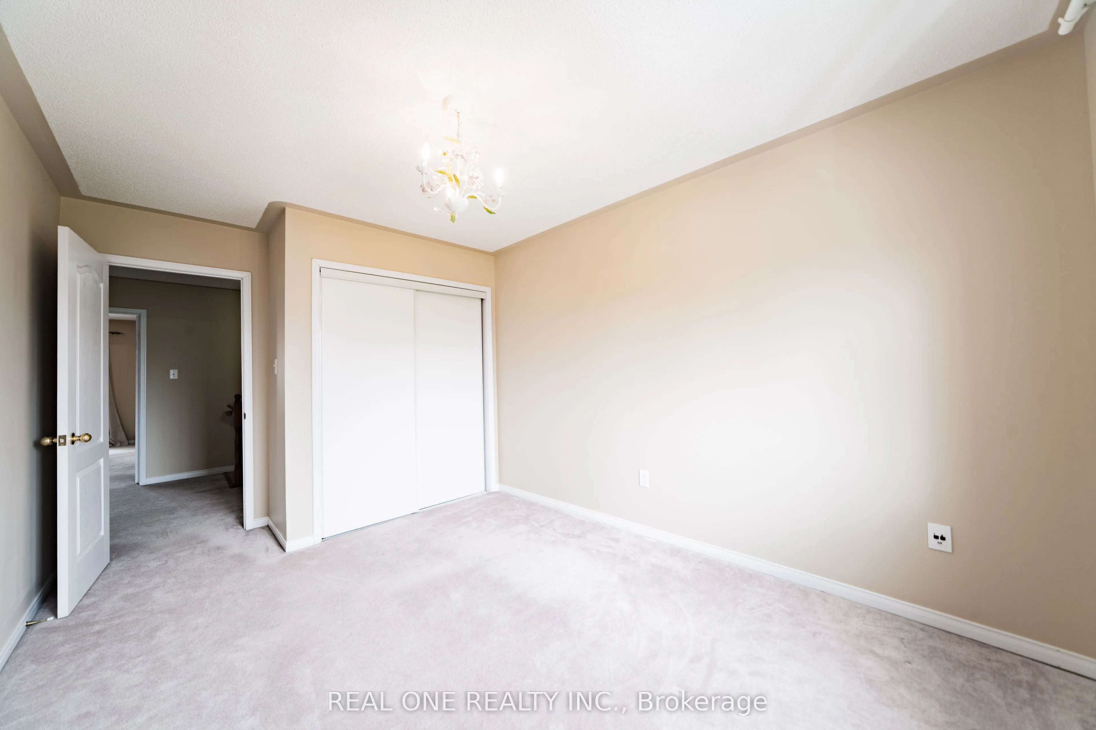 499 Jim Barber Court