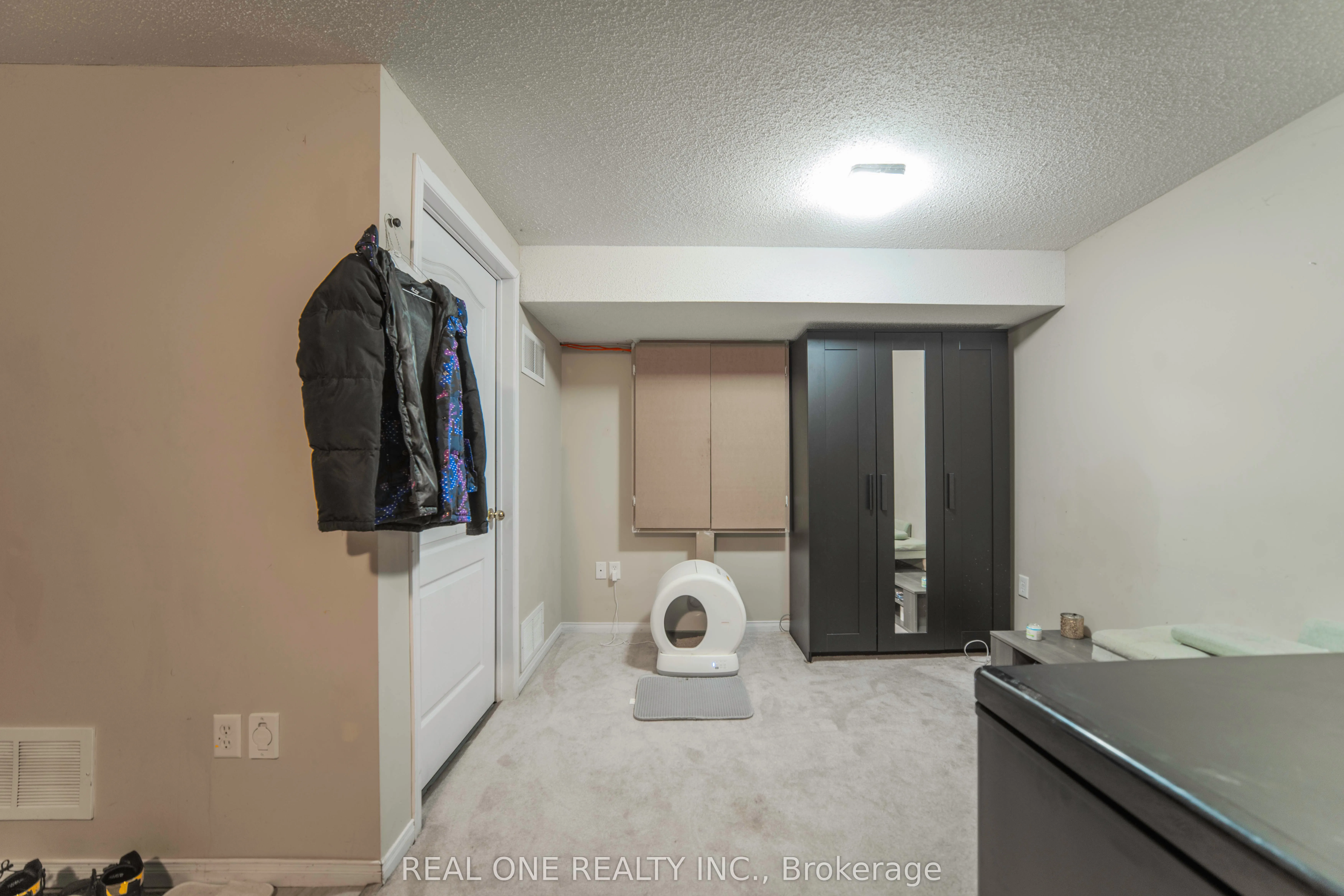 499 Jim Barber Court