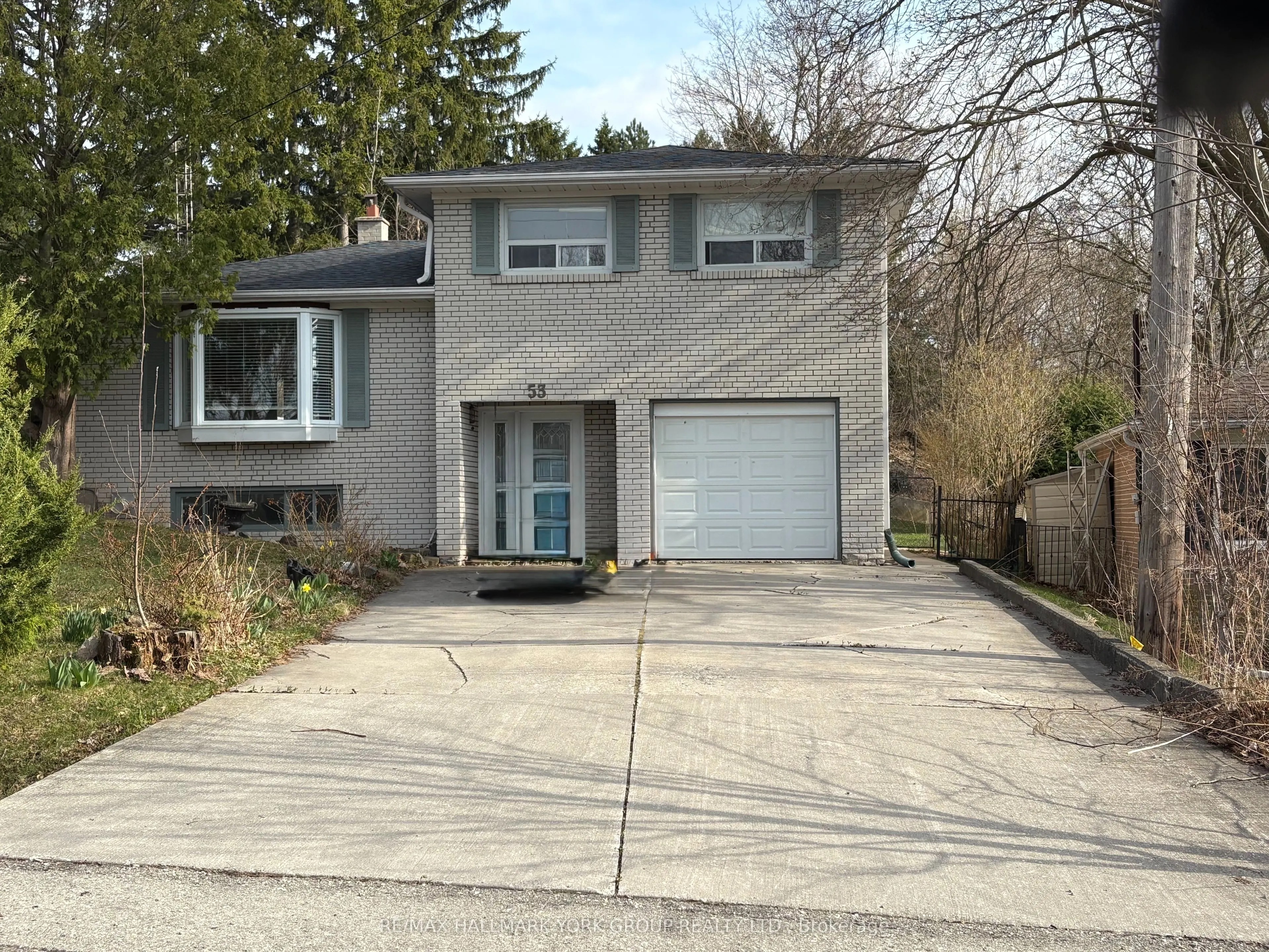 53 Humber Crescent