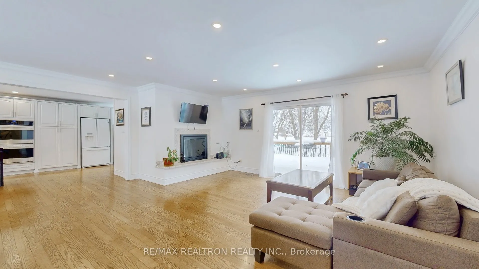 22305 Kennedy Road