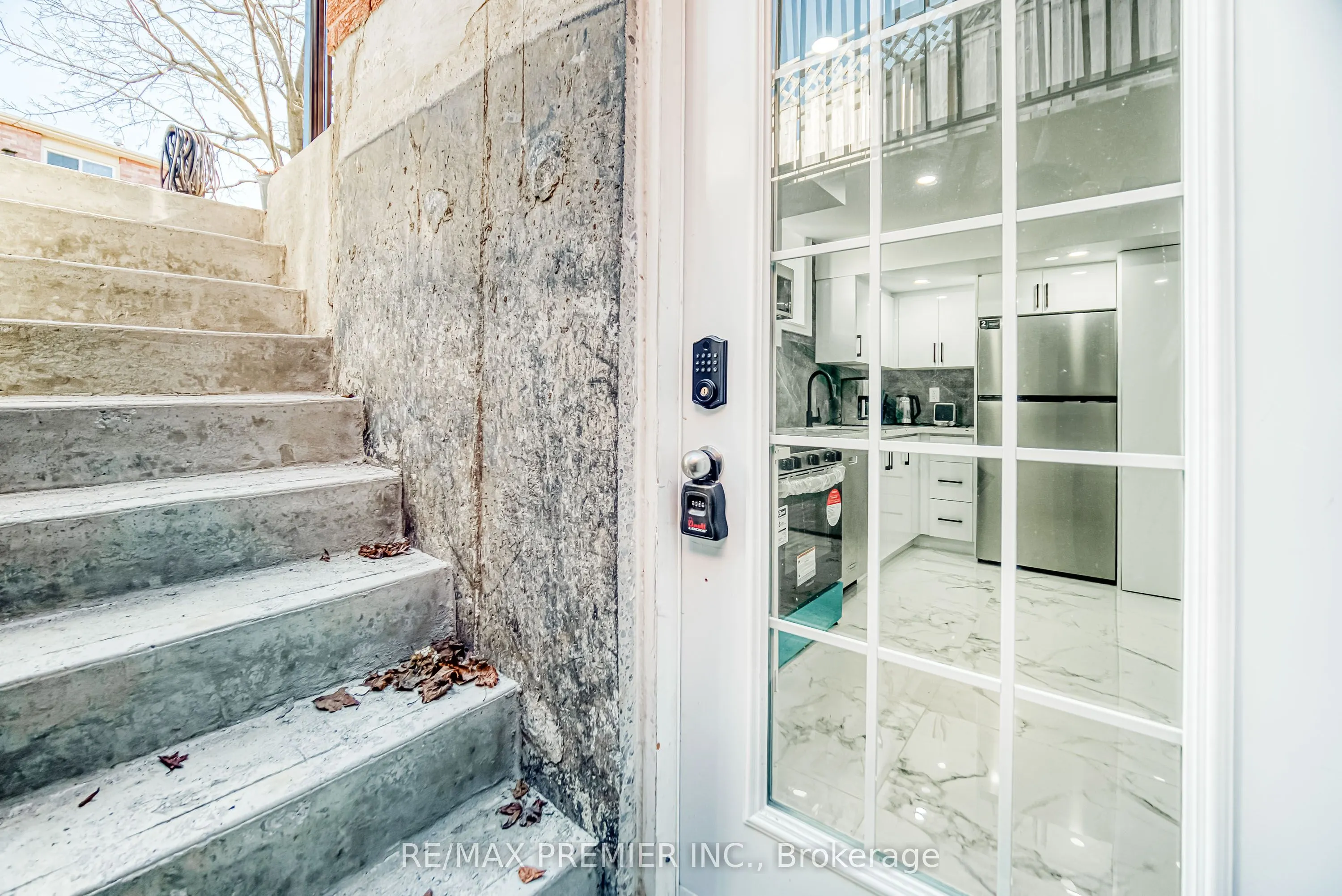 133 Bernard Avenue, #Bsmt