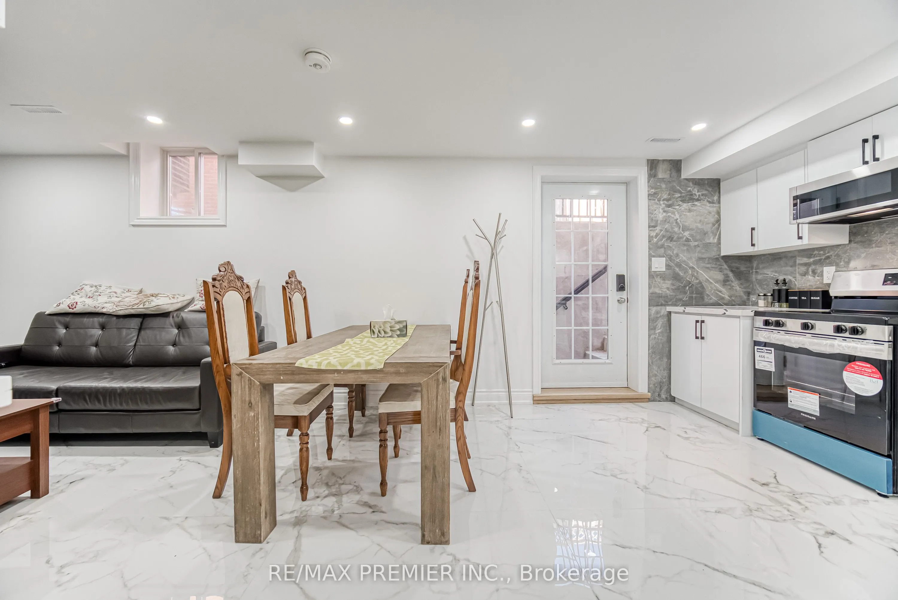 133 Bernard Avenue, #Bsmt