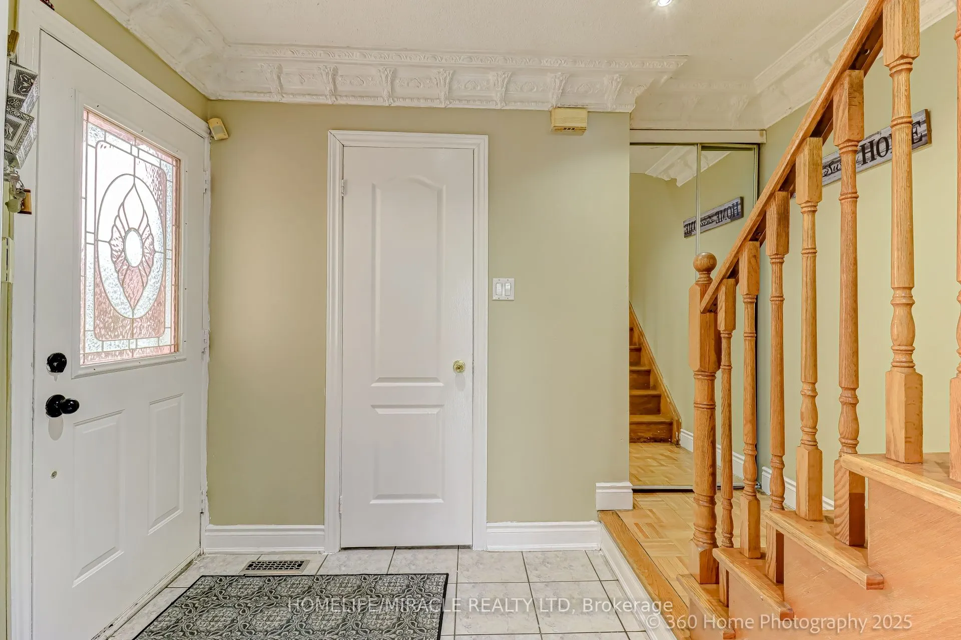 7 Creekwood Court