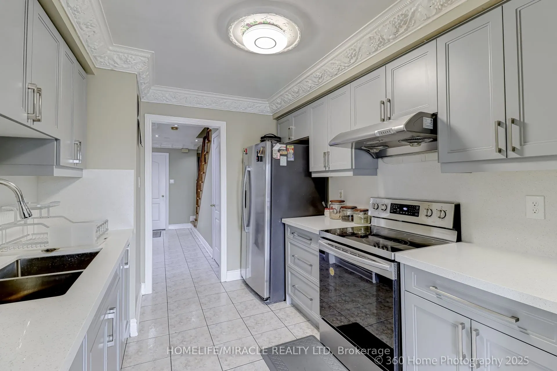 7 Creekwood Court