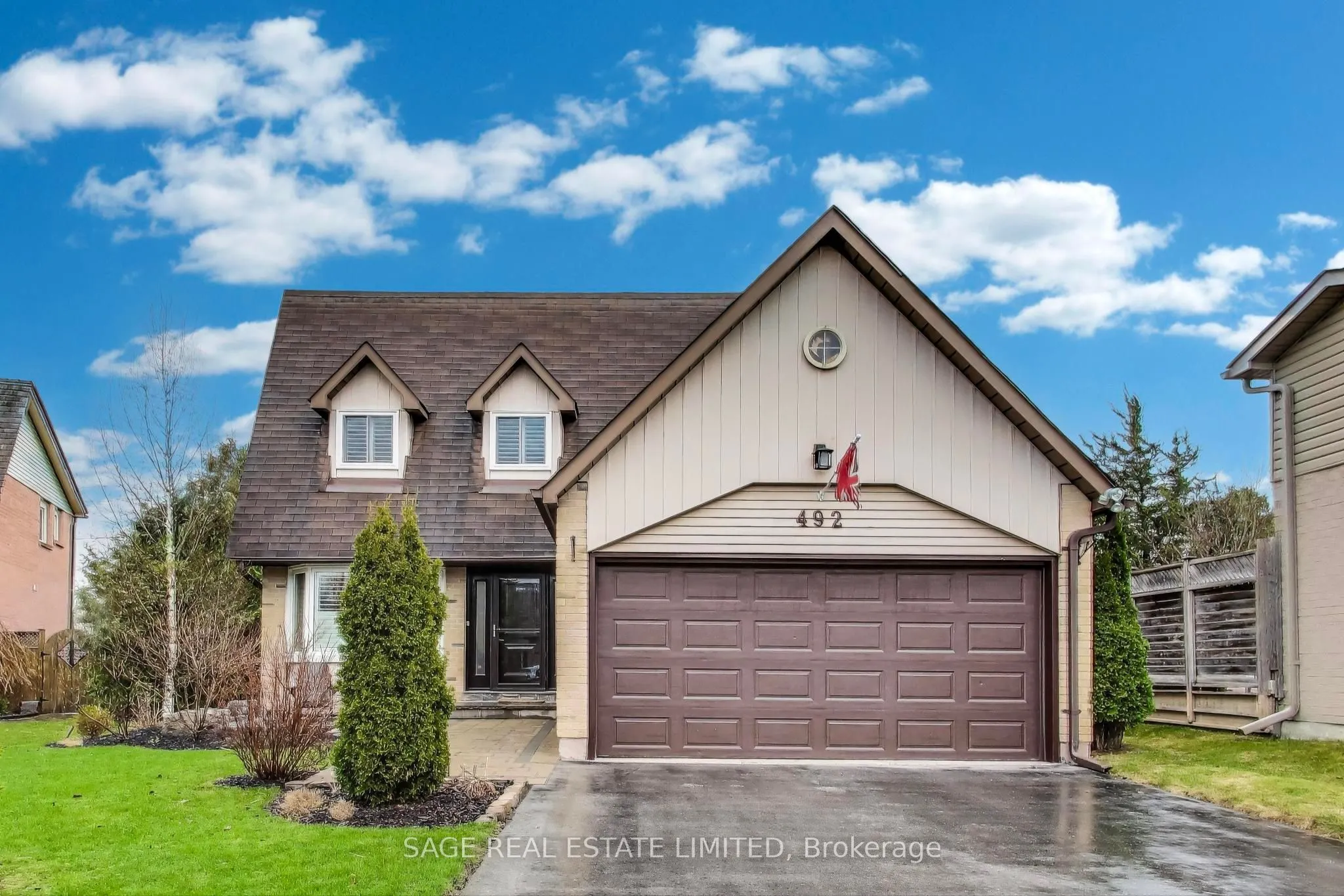 492 Dover Crescent