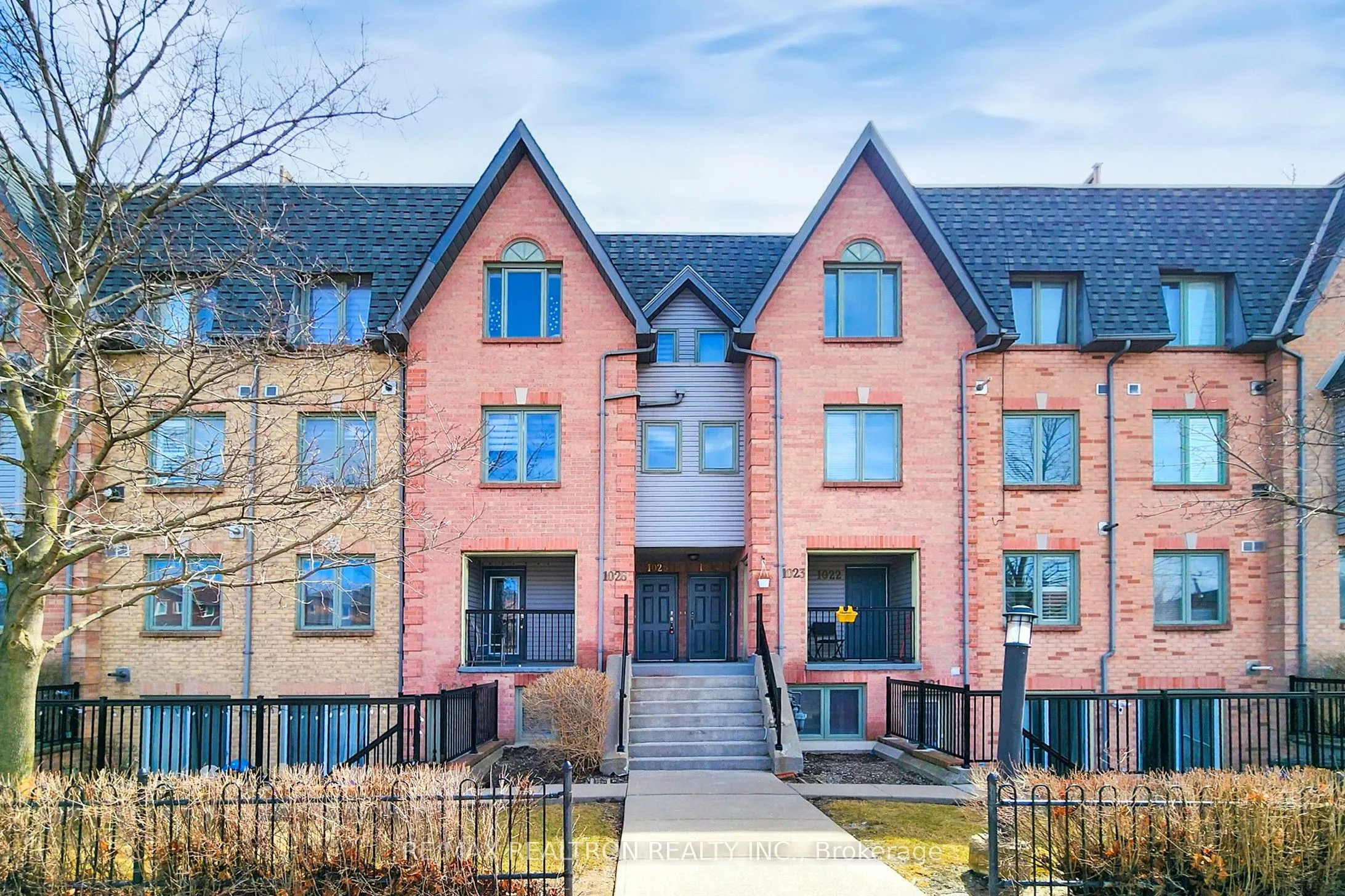 75 Weldrick Road E, #1025