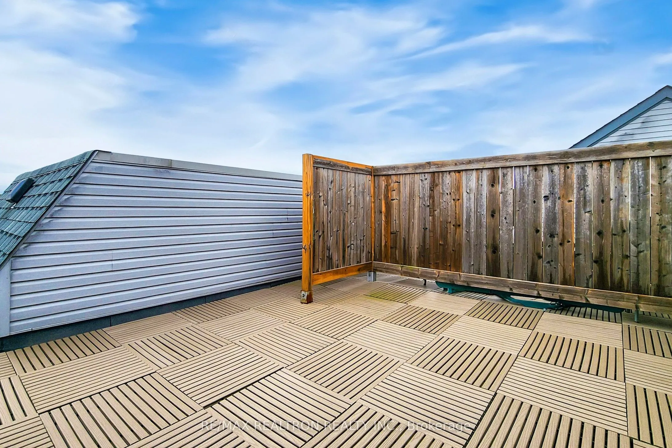 75 Weldrick Road E, #1025