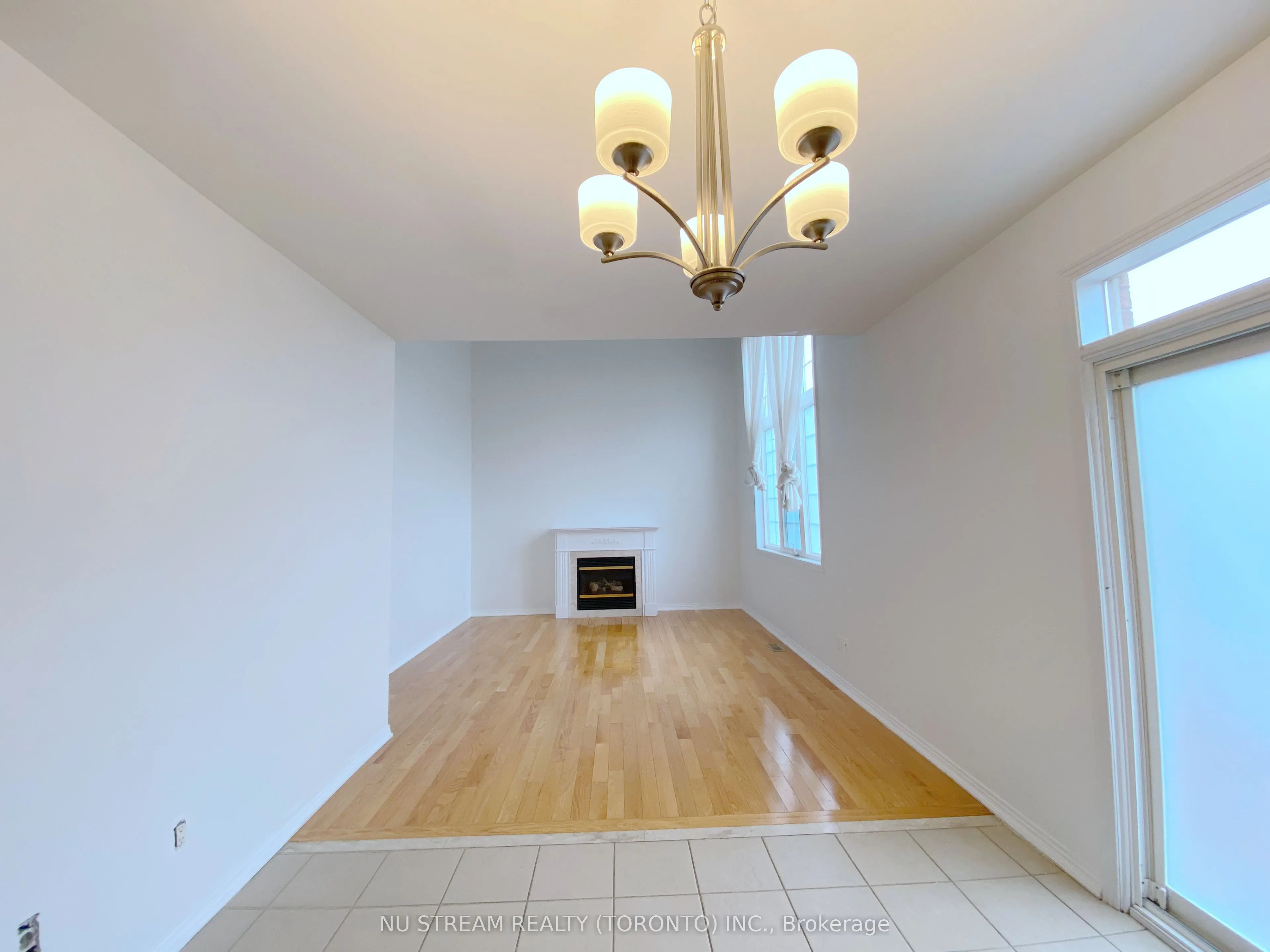 25 Nichols Boulevard