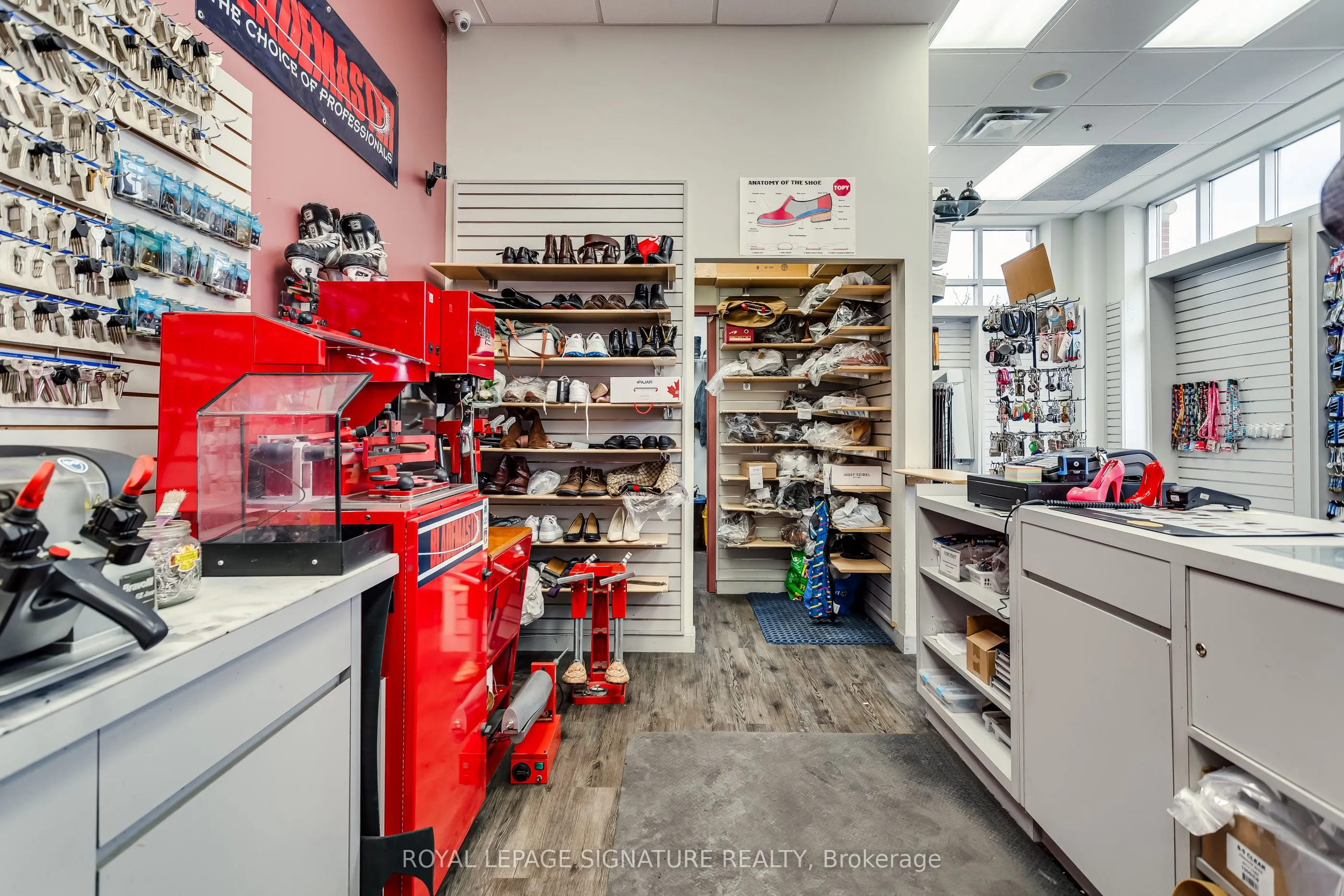 1460 Major Mackenzie Drive W, #N1
