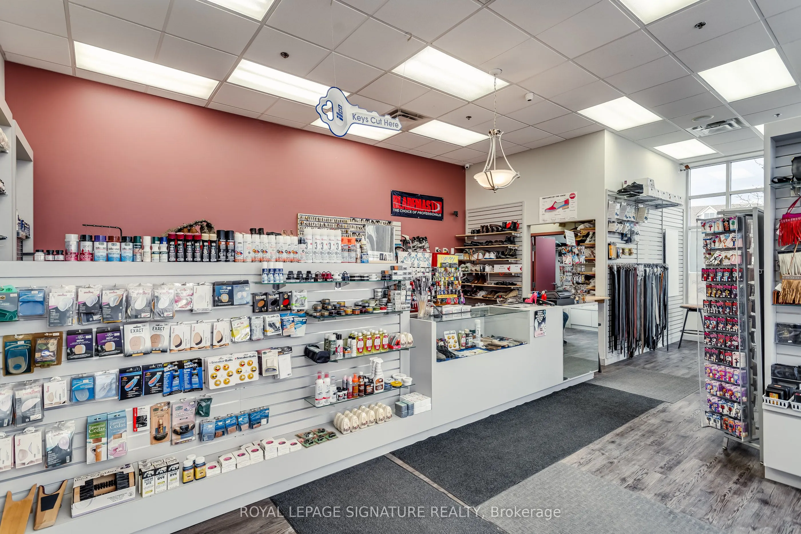 1460 Major Mackenzie Drive W, #N1