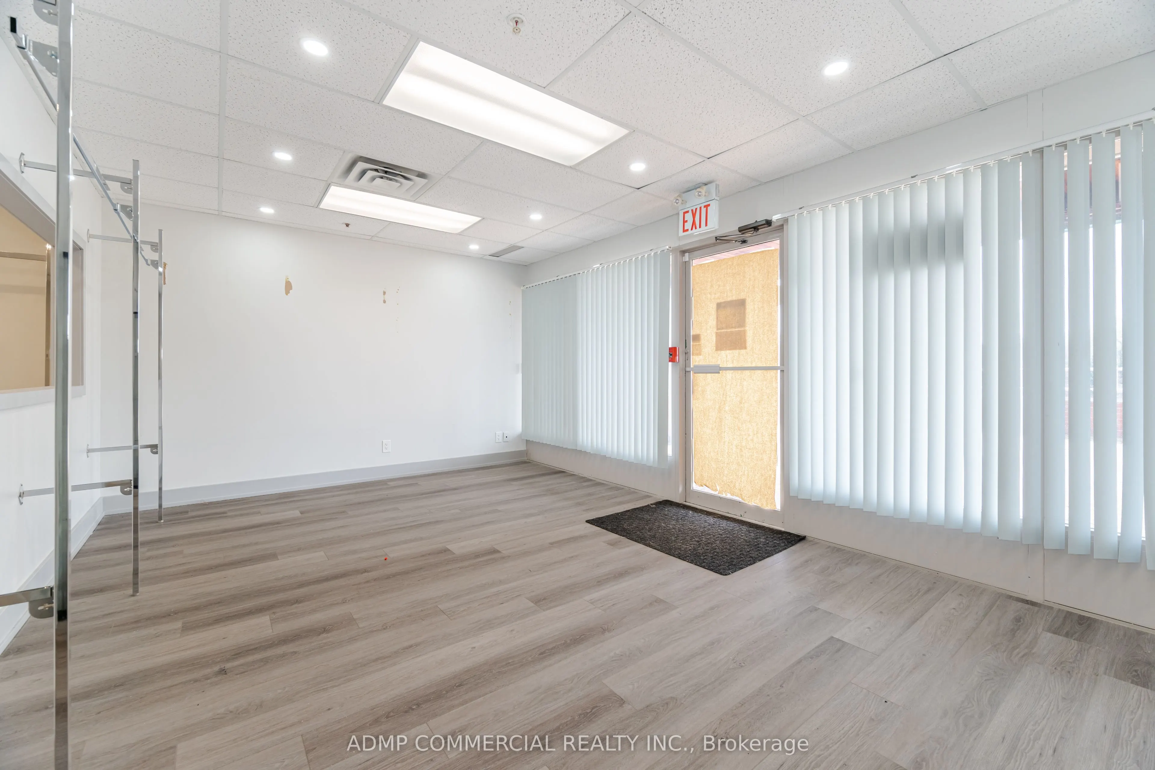 126 Wellington Street, #212