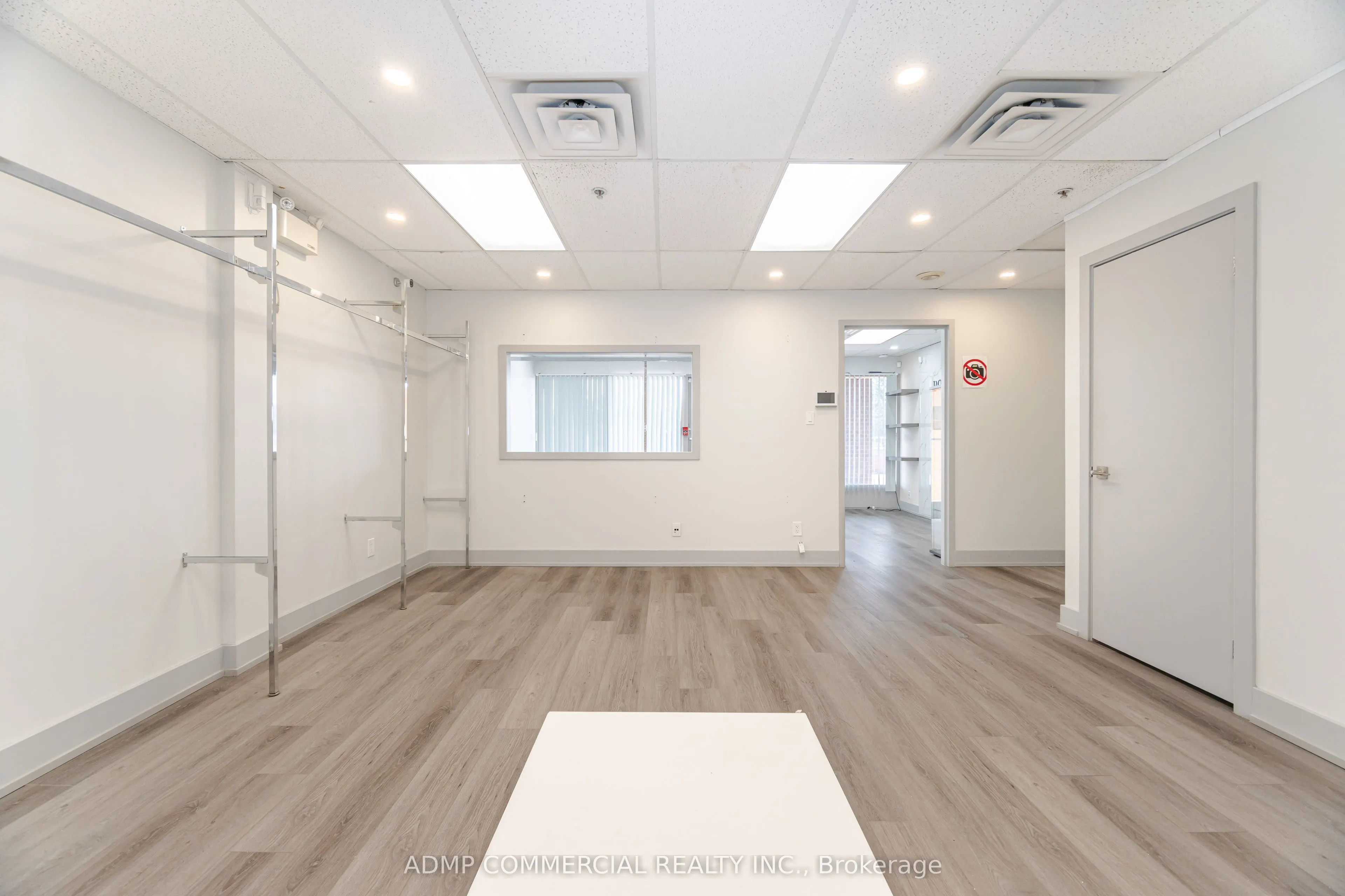 126 Wellington Street, #212