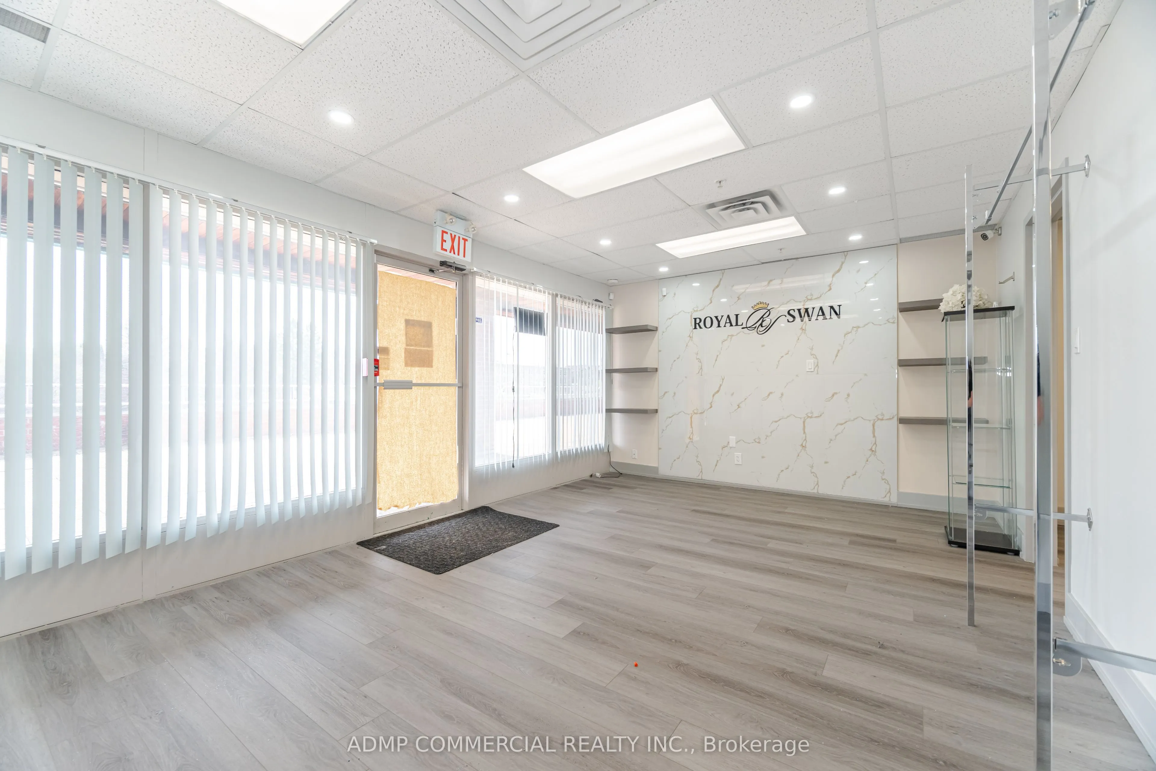 126 Wellington Street, #212