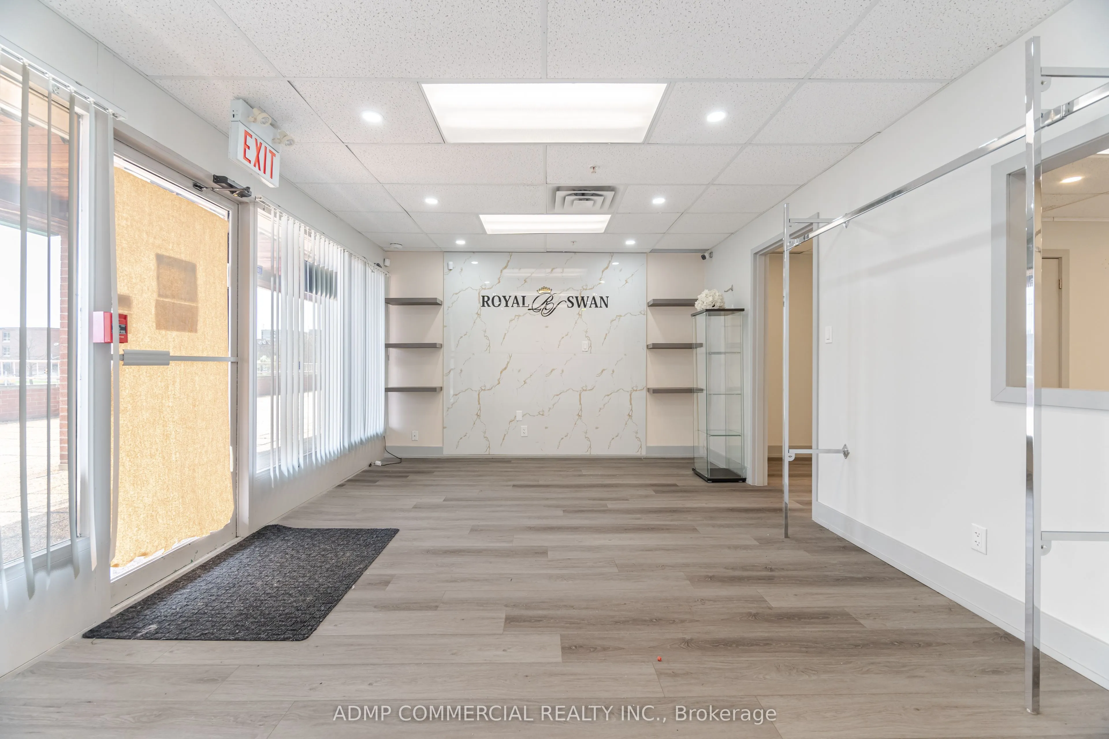 126 Wellington Street, #212