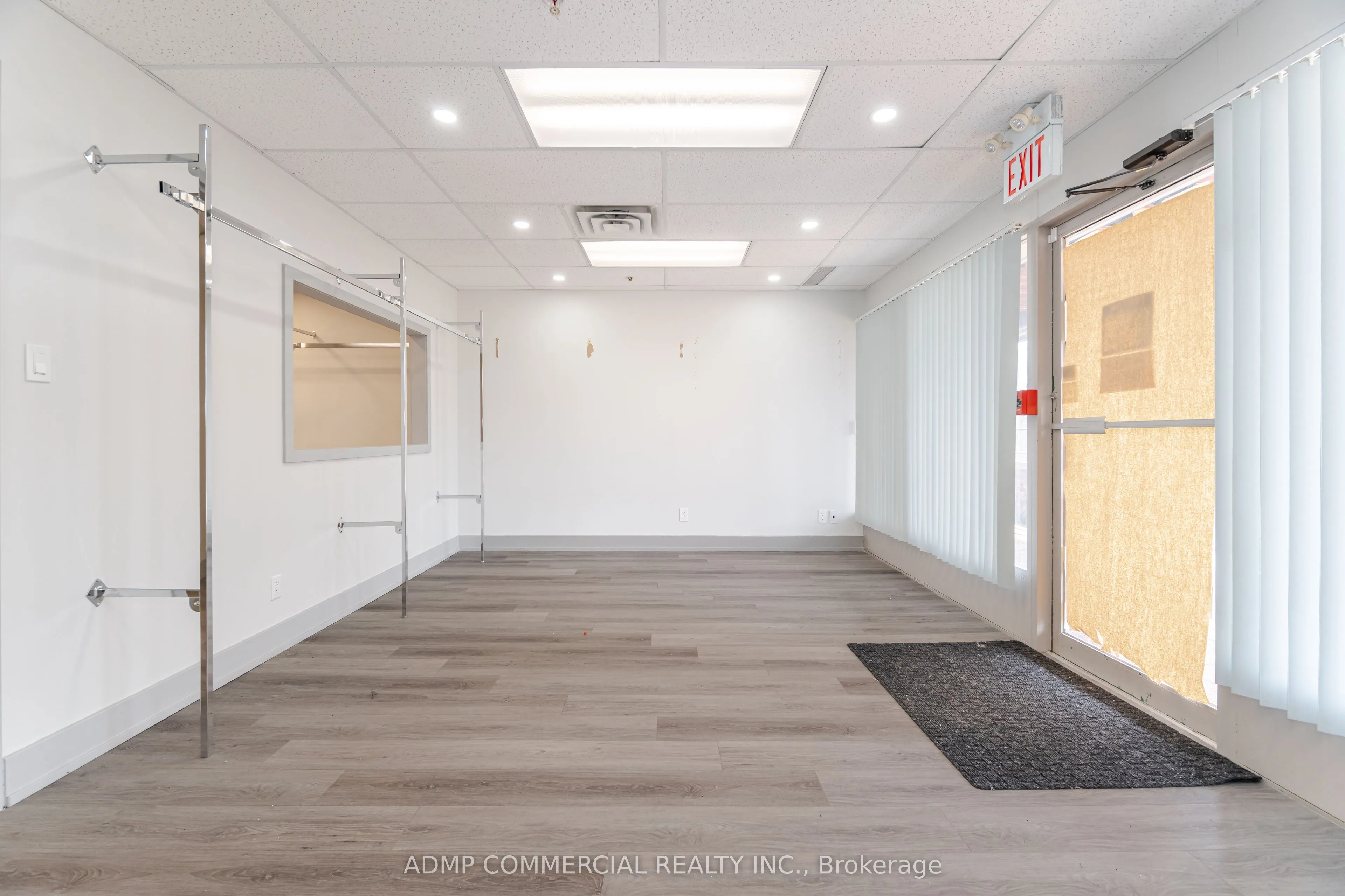126 Wellington Street, #212