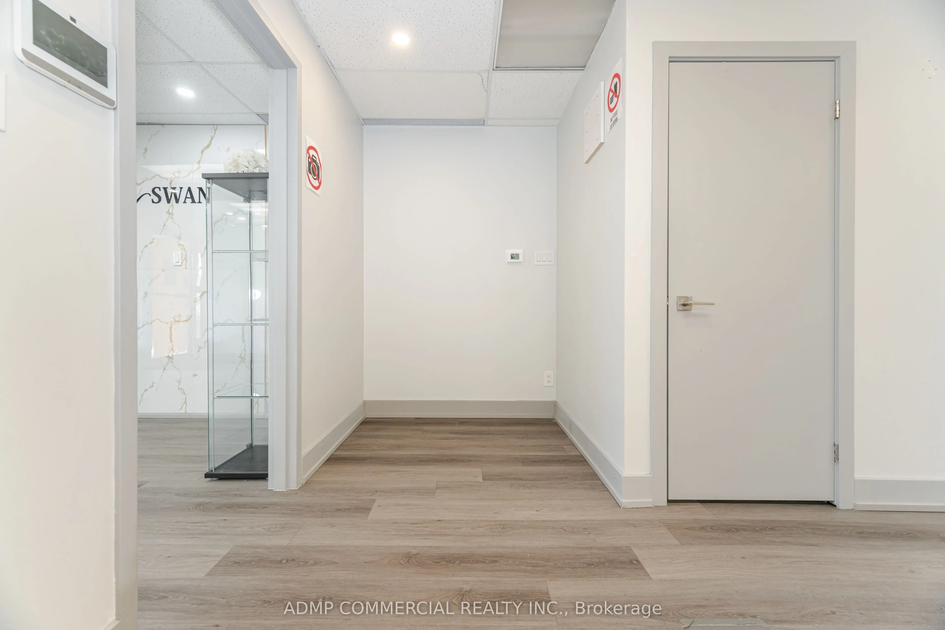 126 Wellington Street, #212