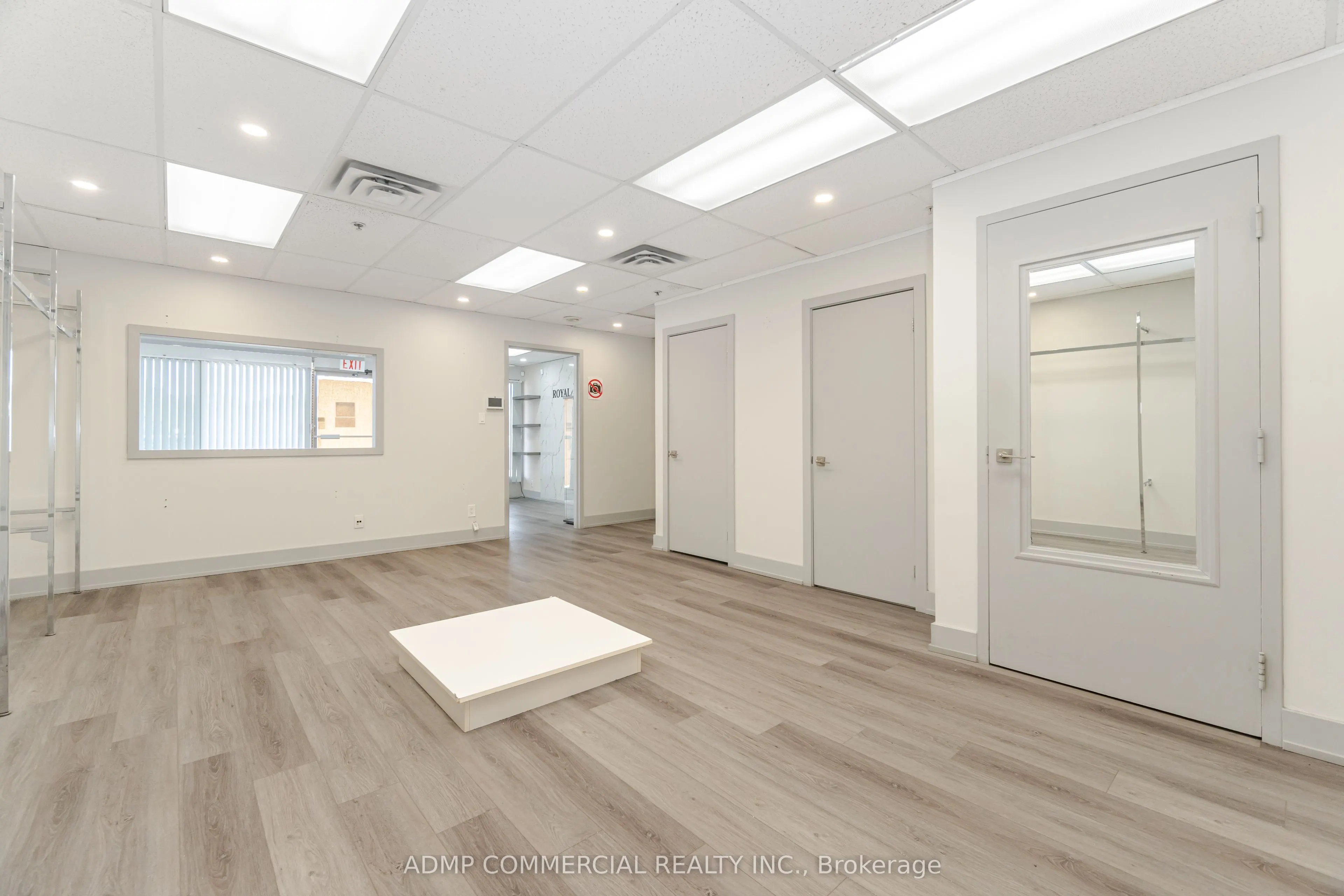 126 Wellington Street, #212