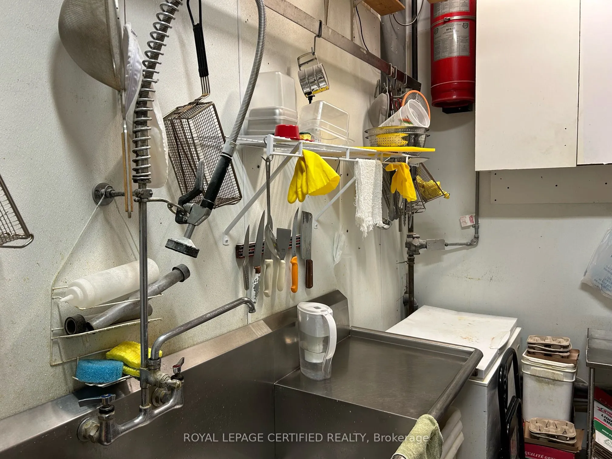 7181 Yonge Street, #243