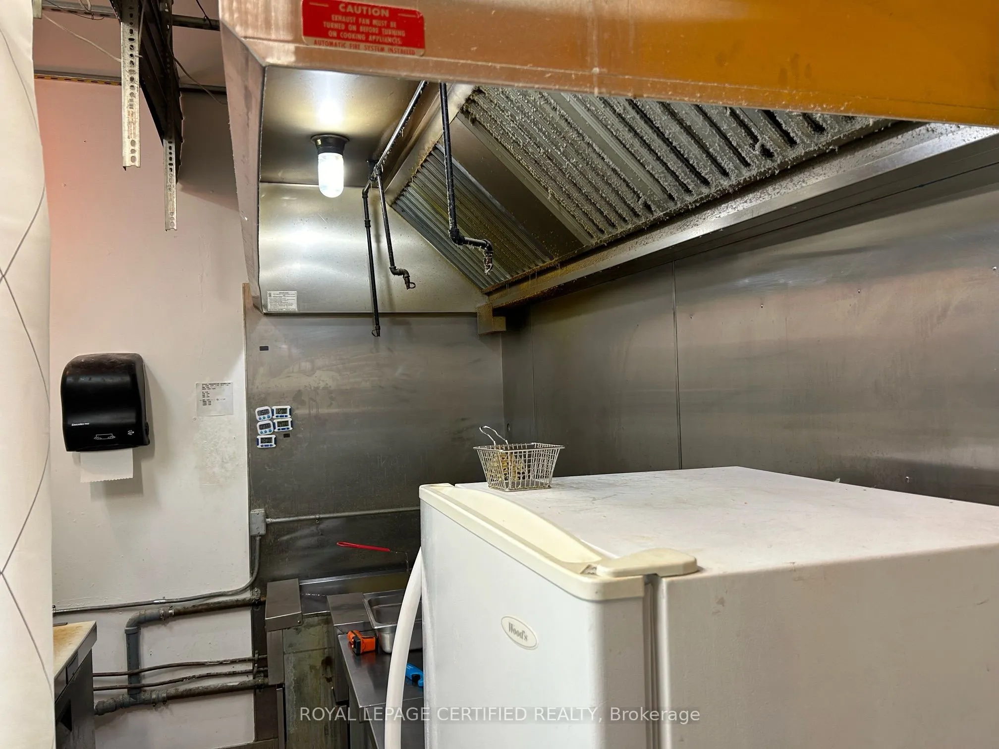 7181 Yonge Street, #243