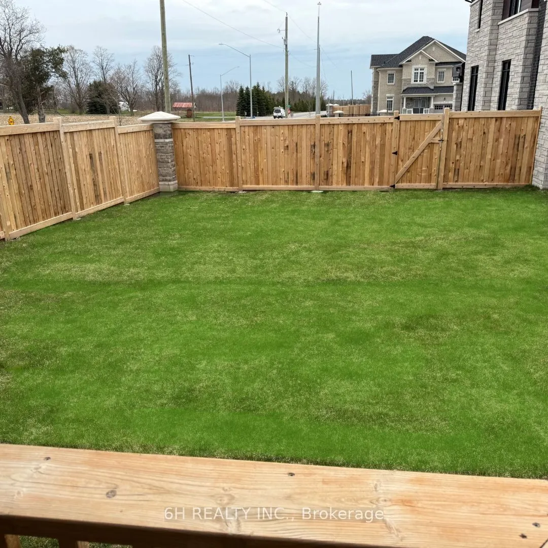 43 Kesterfarm Place