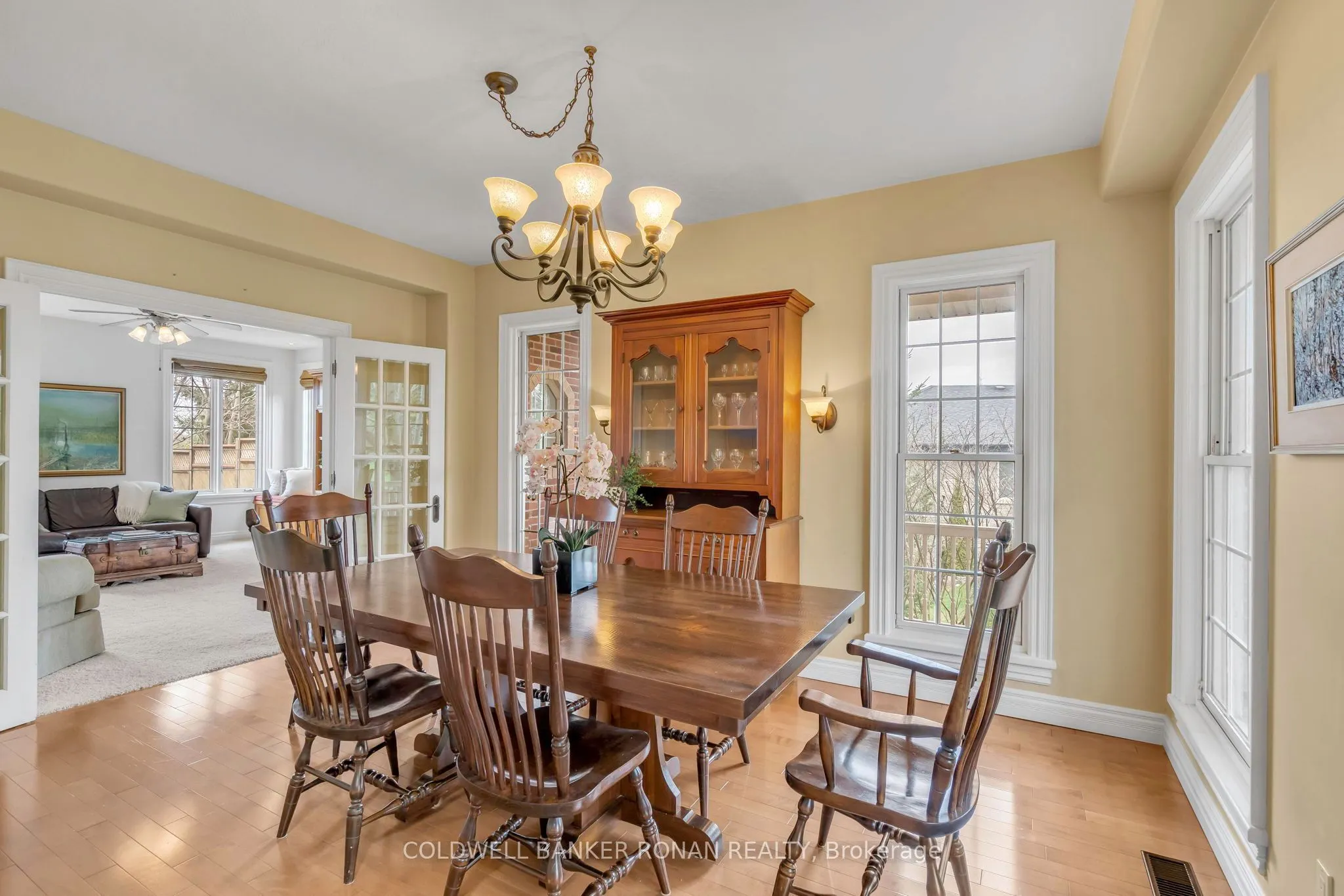 38 Tecumseth Heights Drive