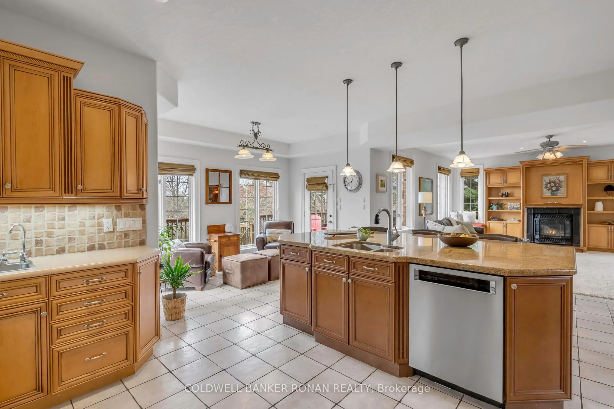 38 Tecumseth Heights Drive