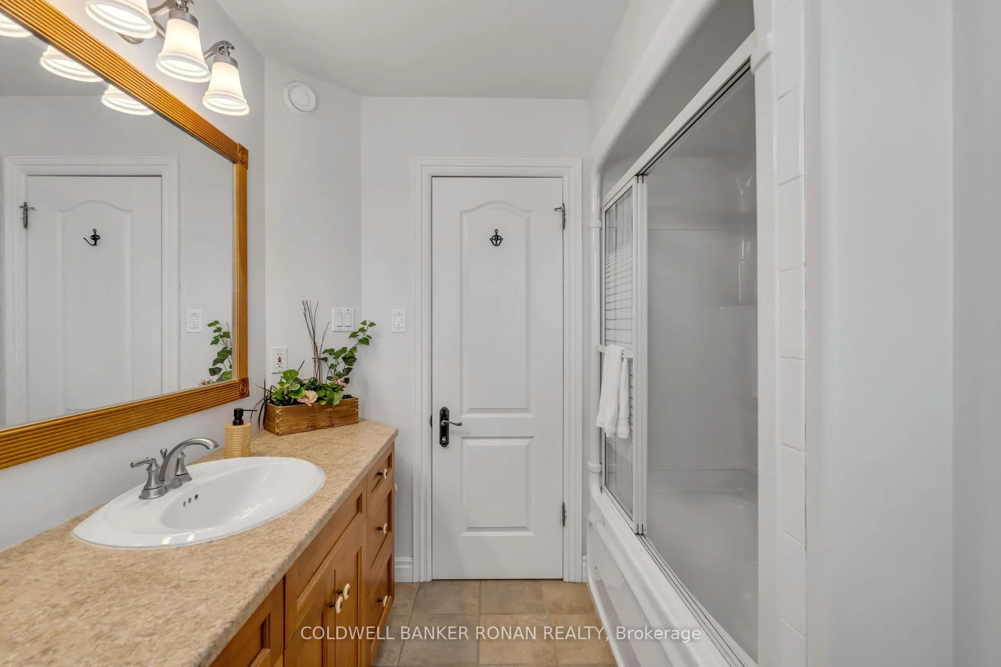 38 Tecumseth Heights Drive