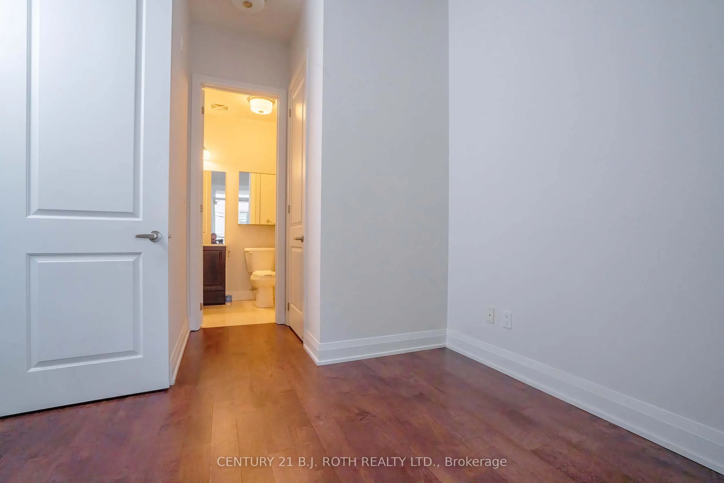 15277 Yonge Street S #313
