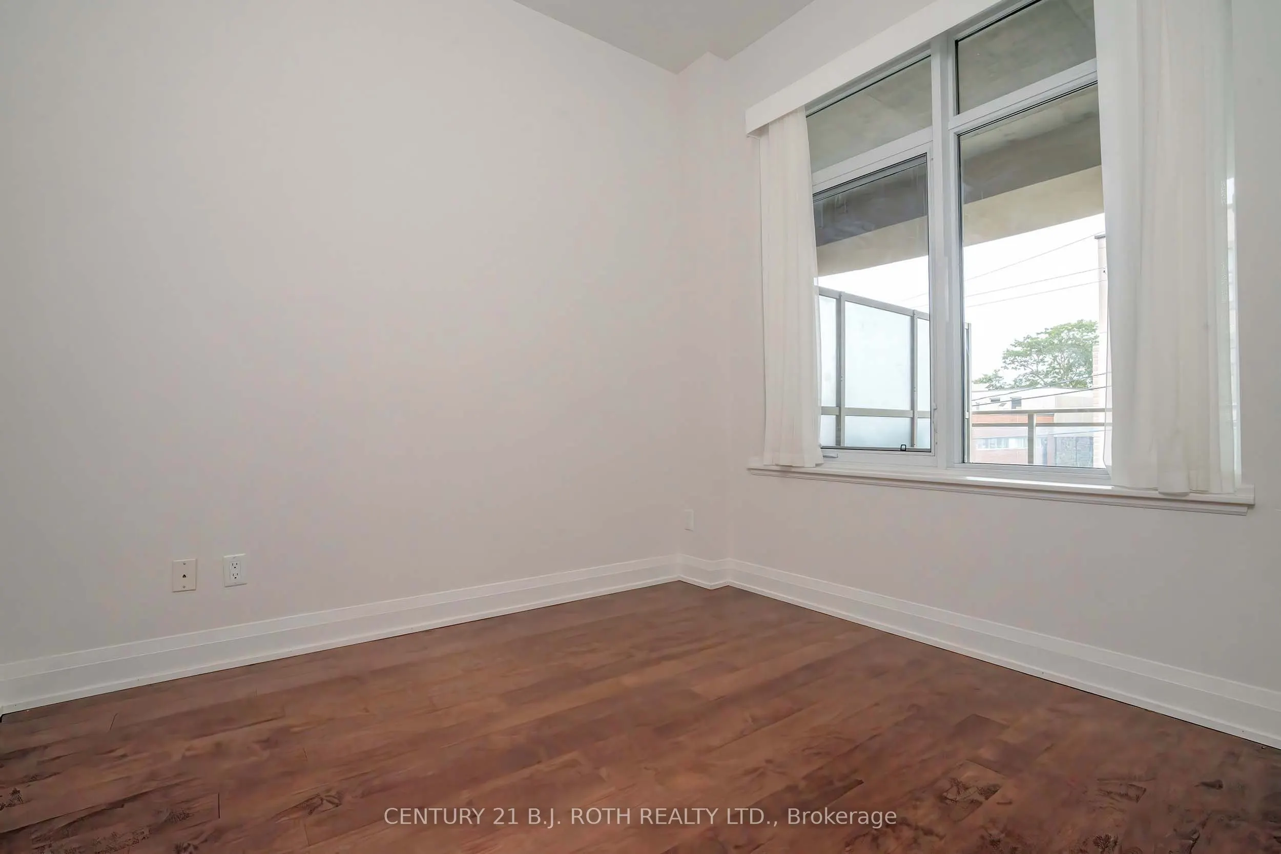 15277 Yonge Street S #313