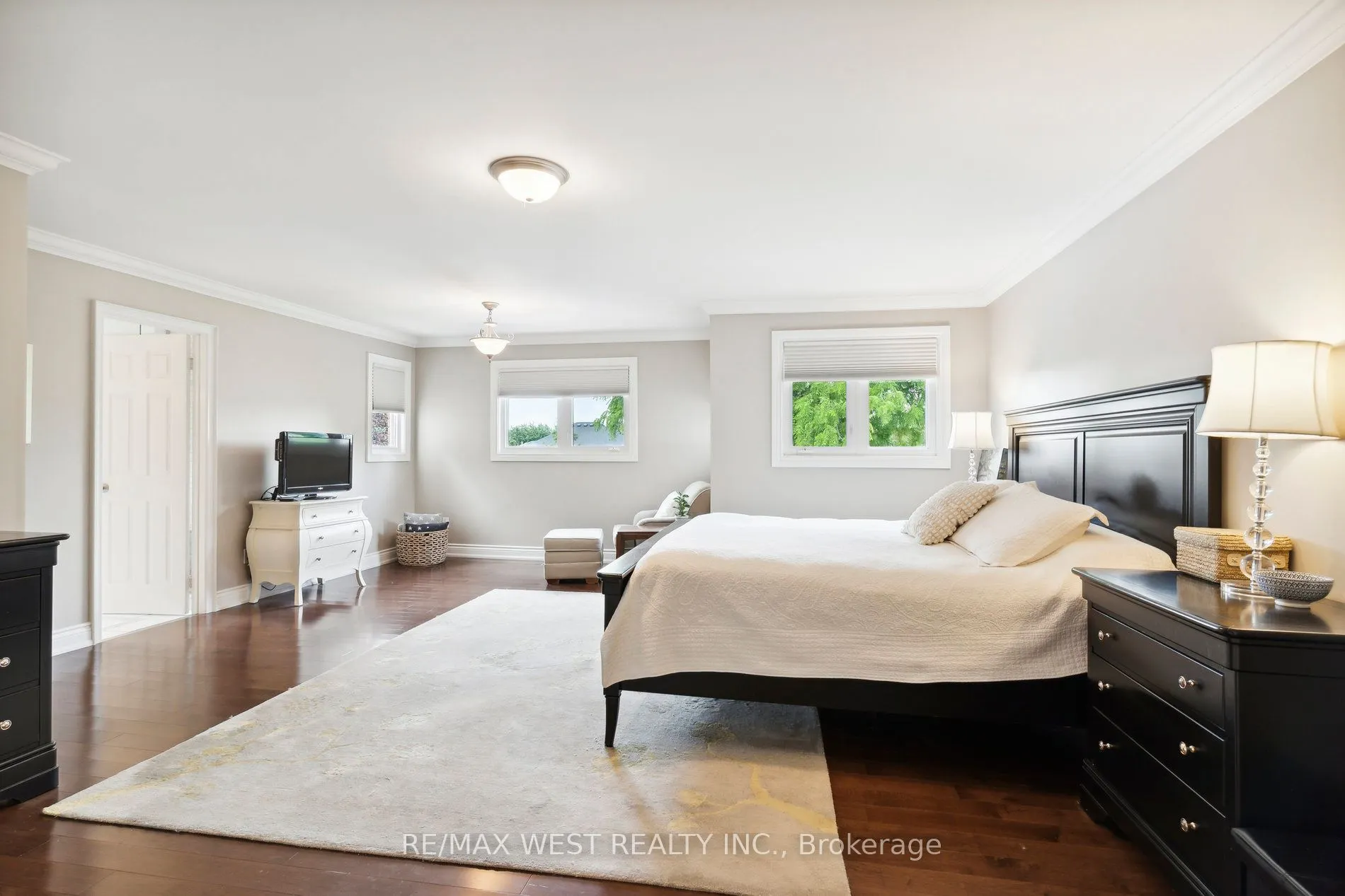 18 Harrowsmith Place
