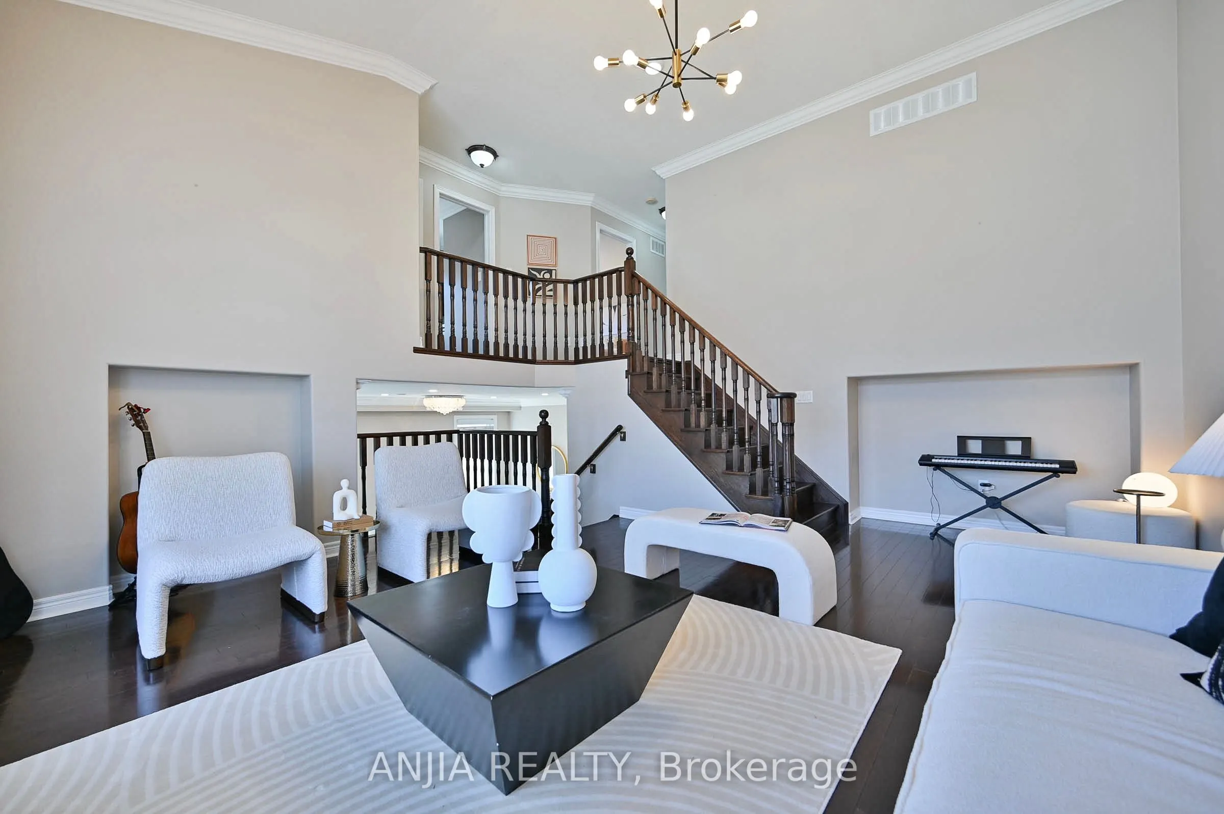 42 Grayleaf Drive
