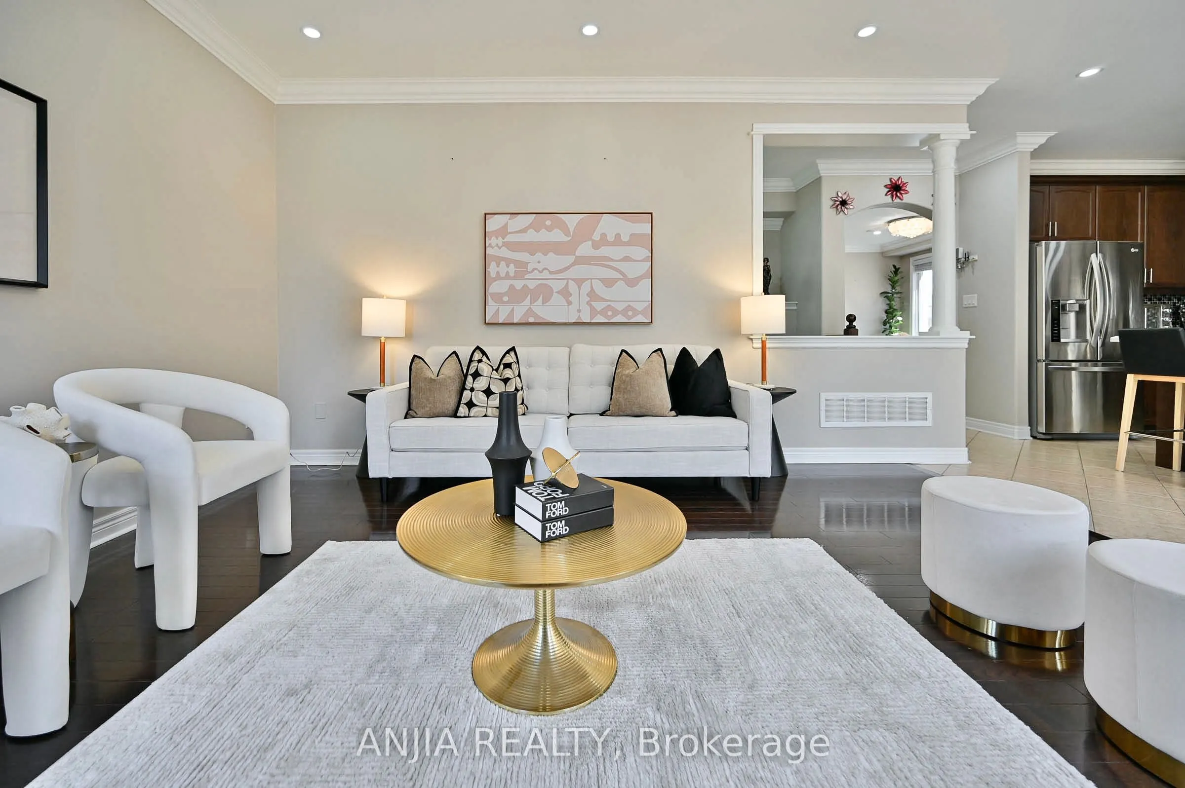 42 Grayleaf Drive