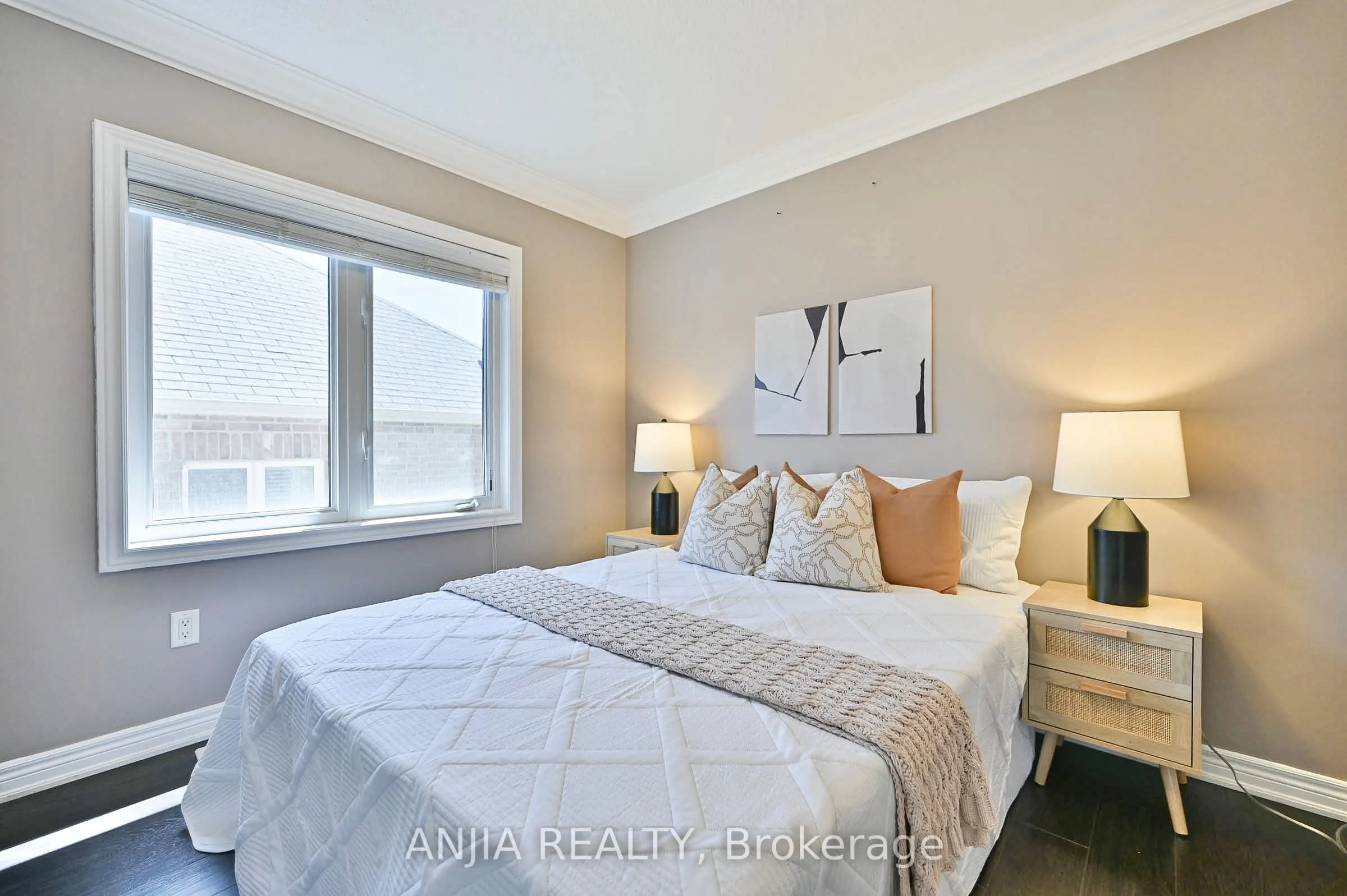 42 Grayleaf Drive
