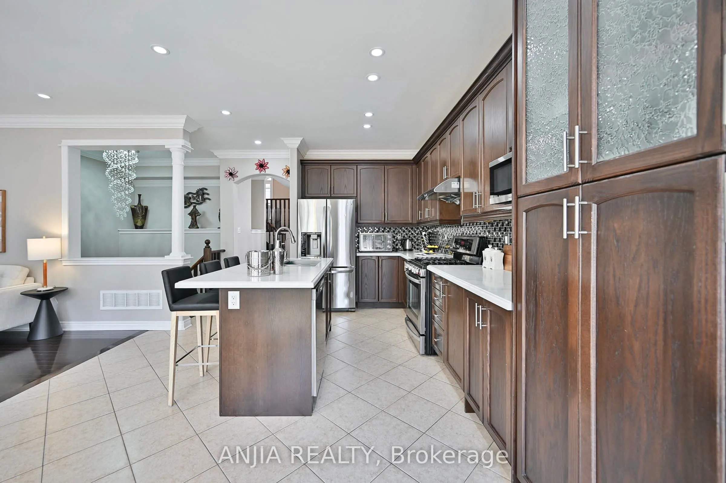 42 Grayleaf Drive