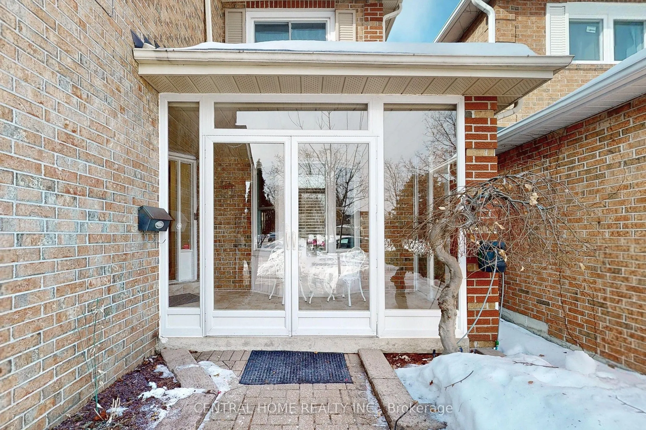 23 Heatherton Way