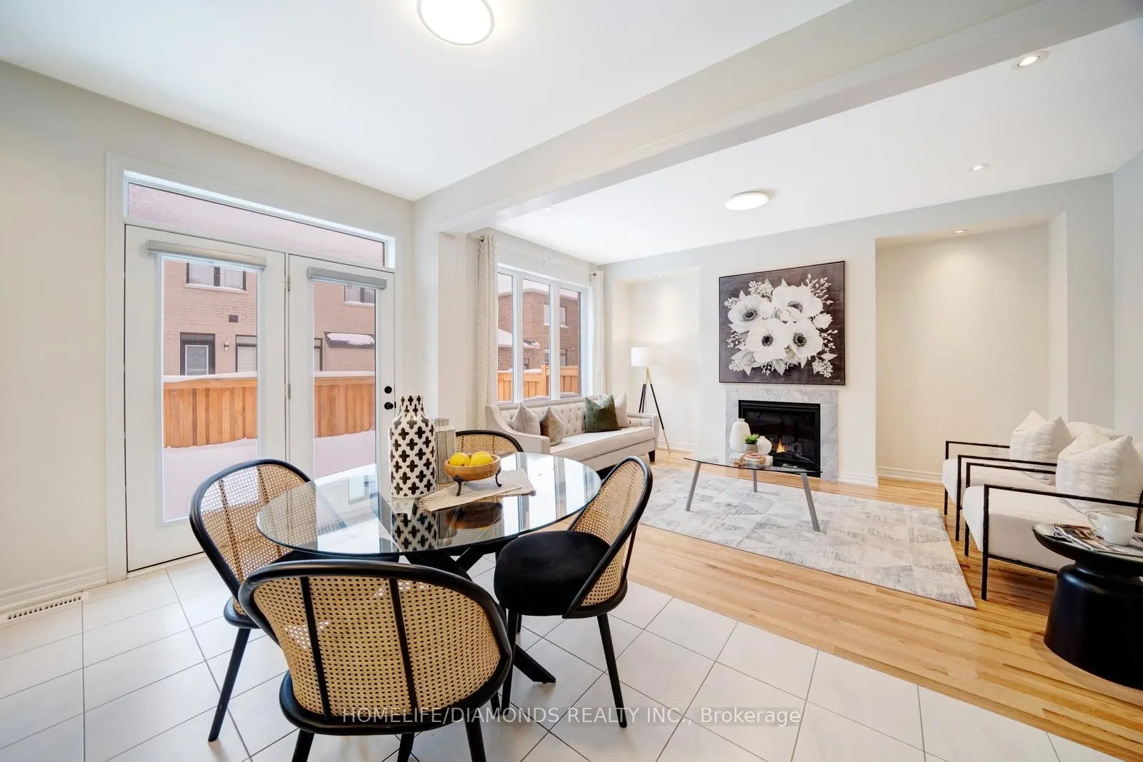 47 SUTTONRAIL Way