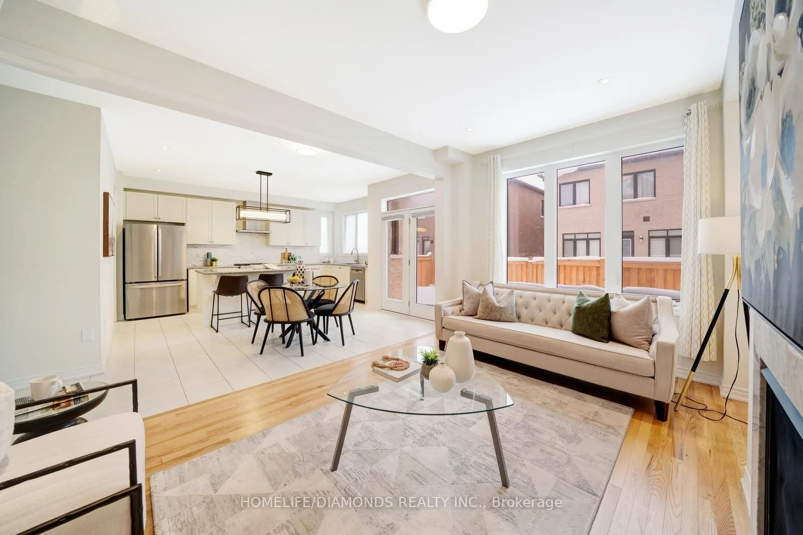 47 SUTTONRAIL Way