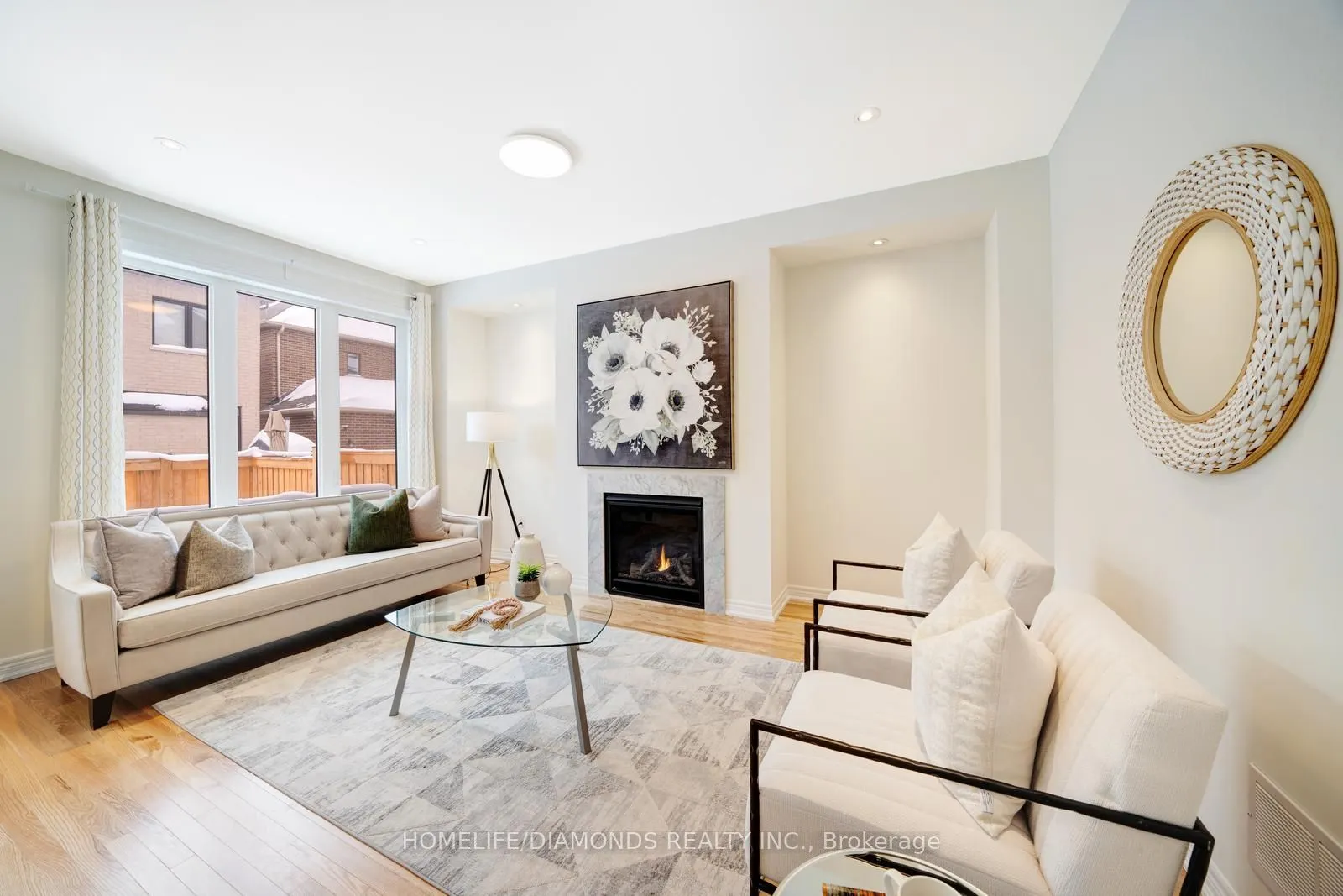 47 SUTTONRAIL Way