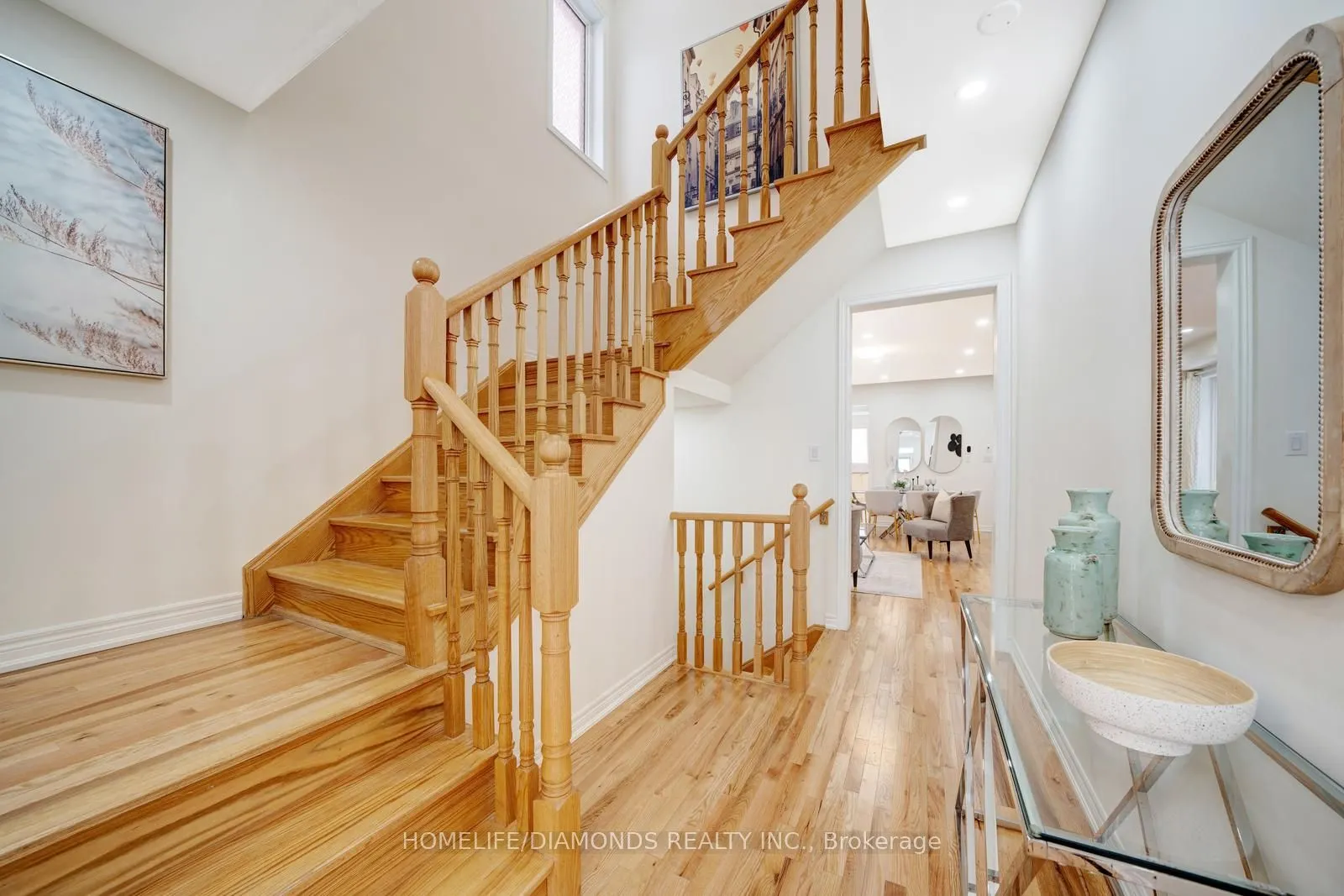 47 SUTTONRAIL Way