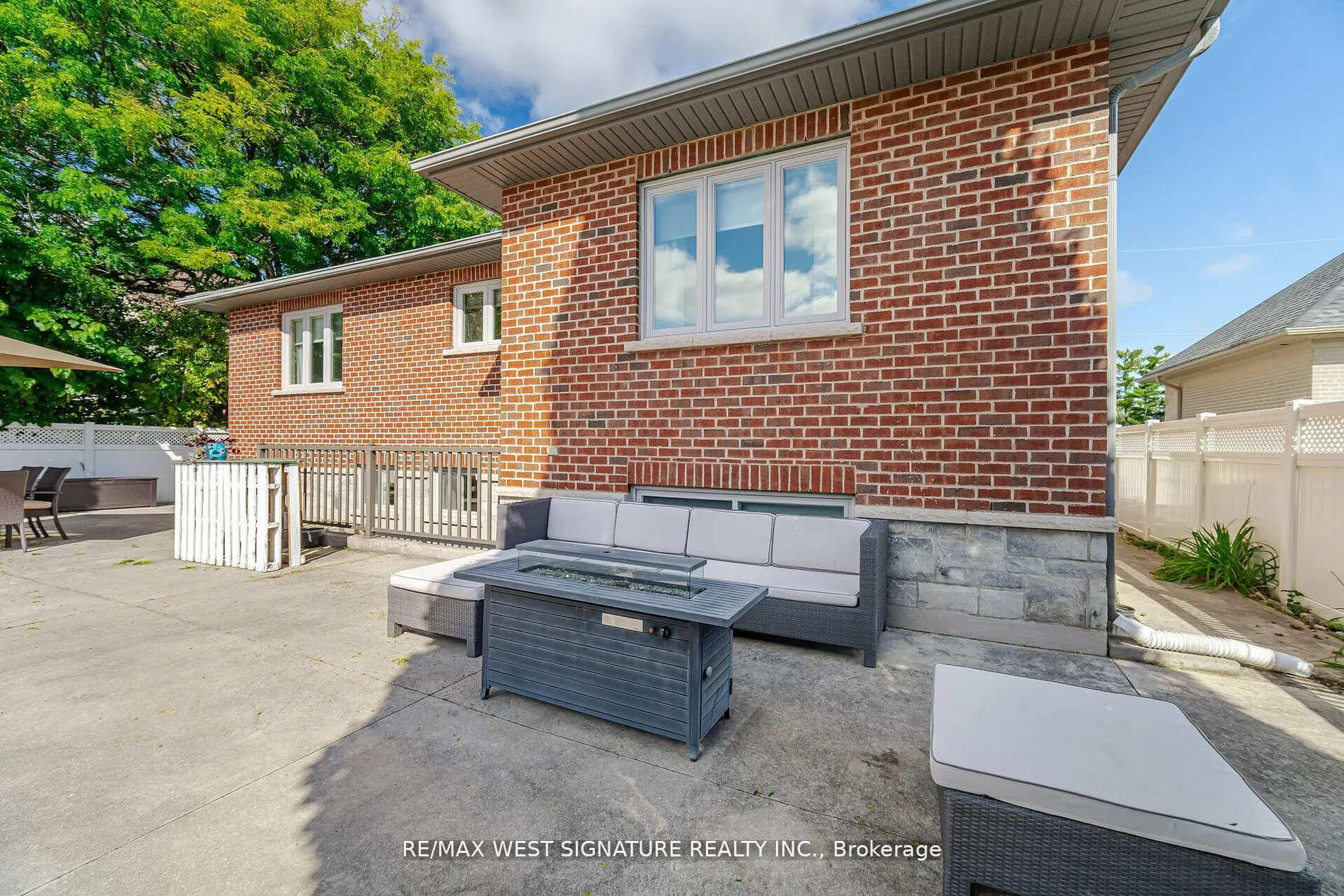 12 Gosling Road