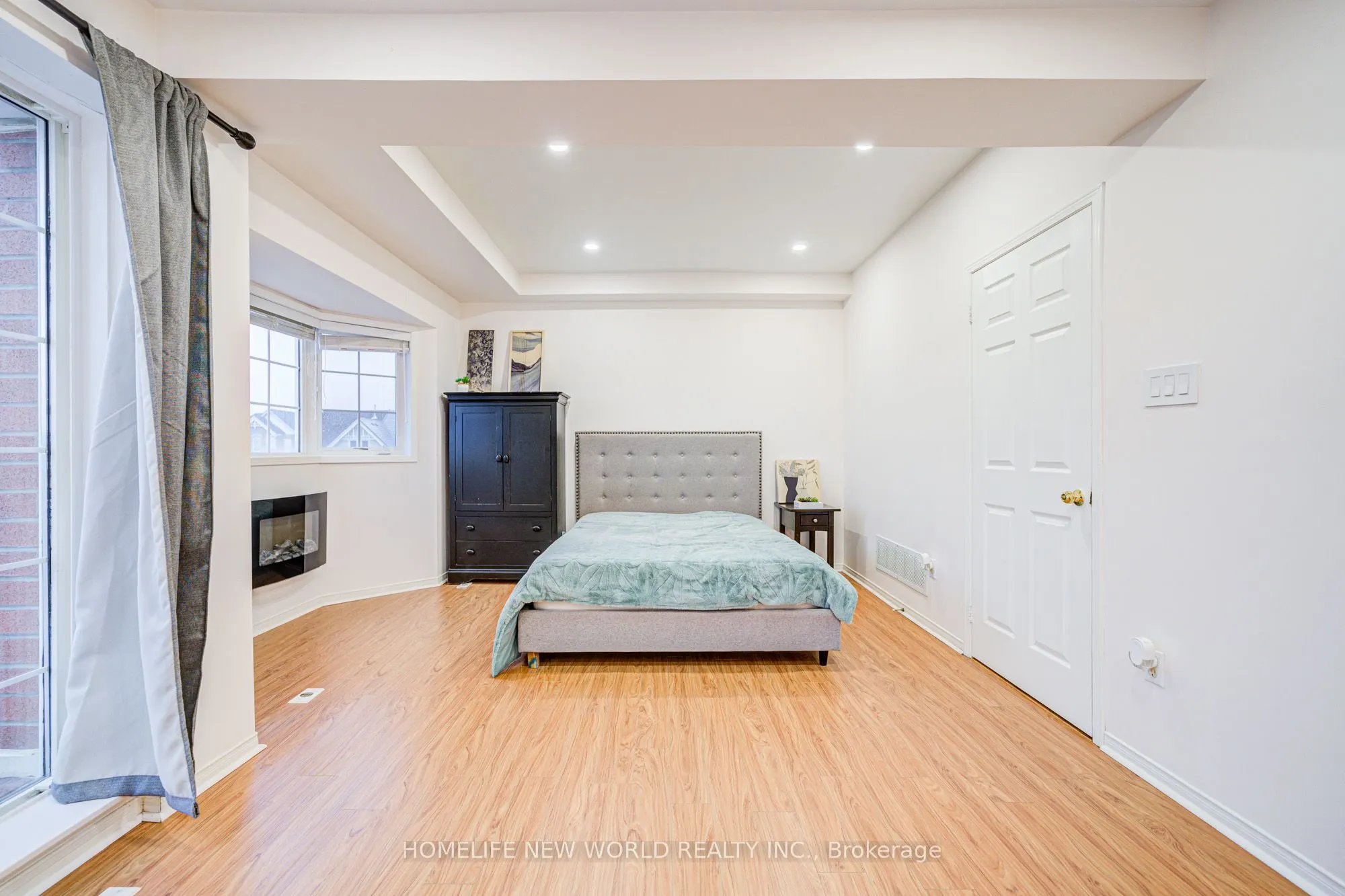 15 Cornell Meadows Avenue #A206
