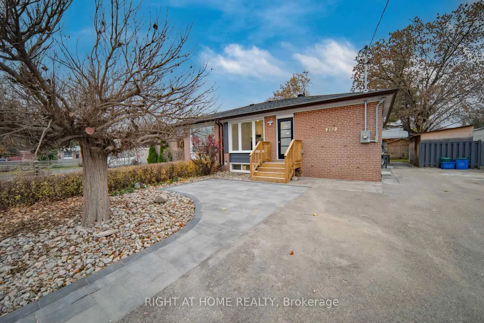 250 Beechy Drive, #Main Floor