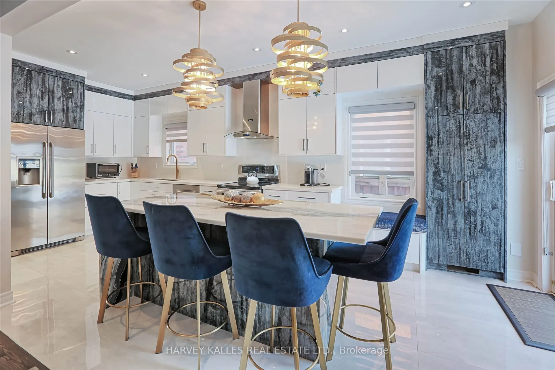 36 Canyon Gate Crescent