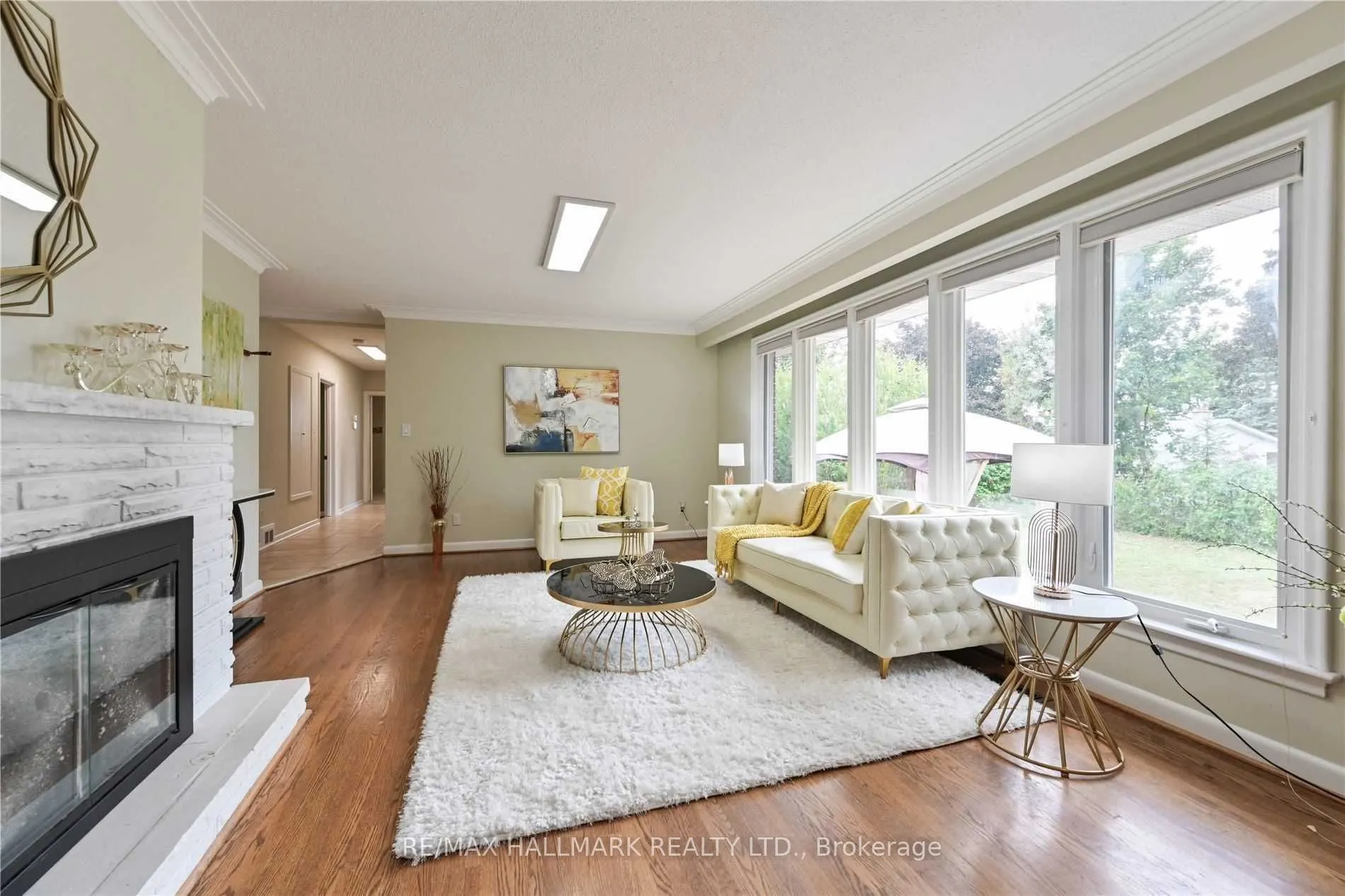 16 Cavalier Crescent