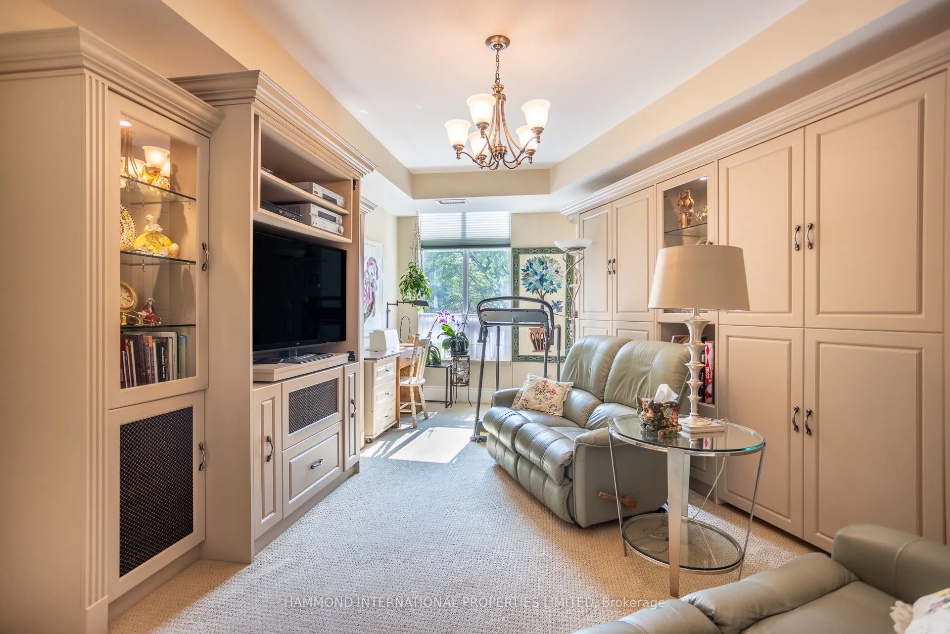 7071 Bayview Avenue, #215