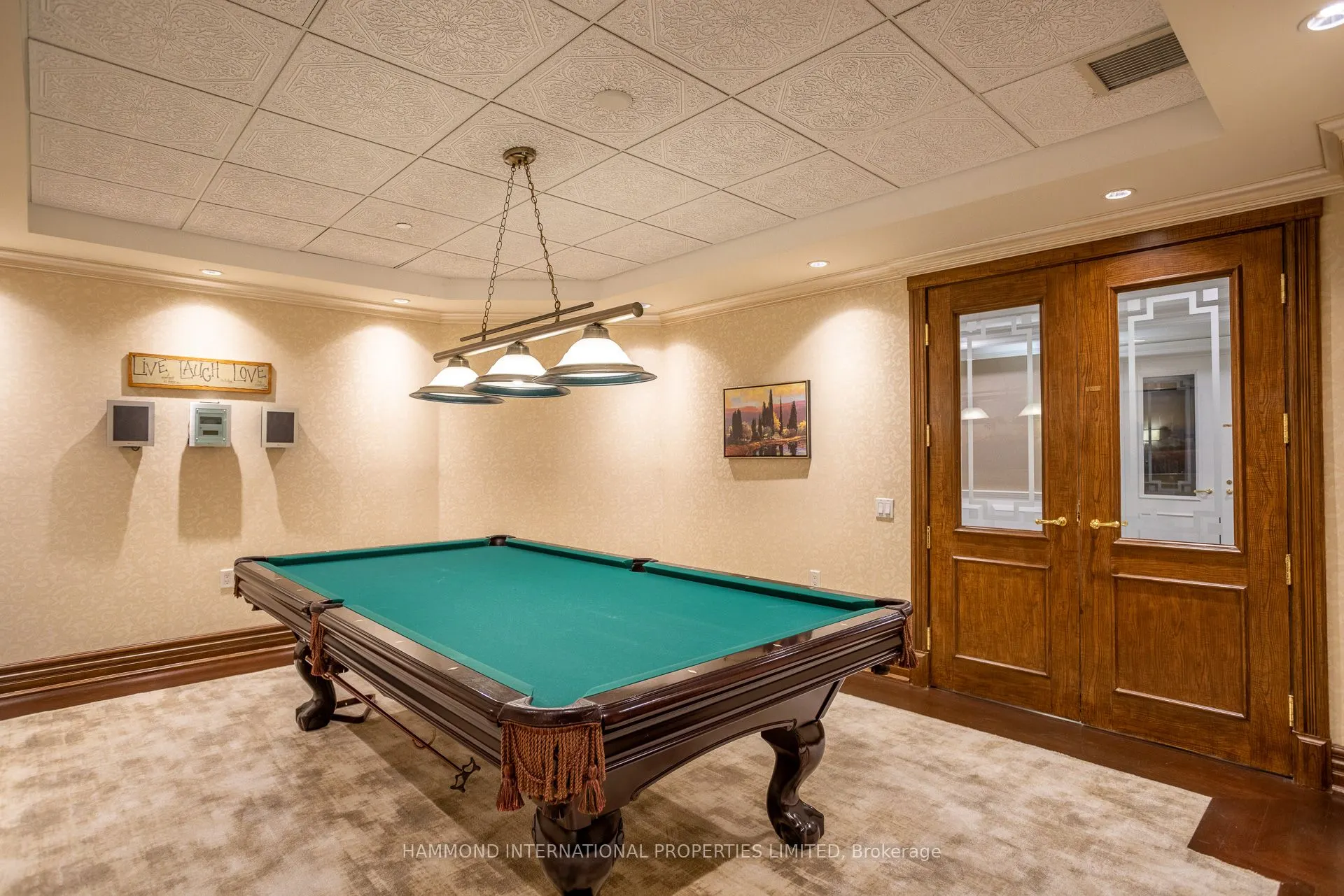 7071 Bayview Avenue, #215